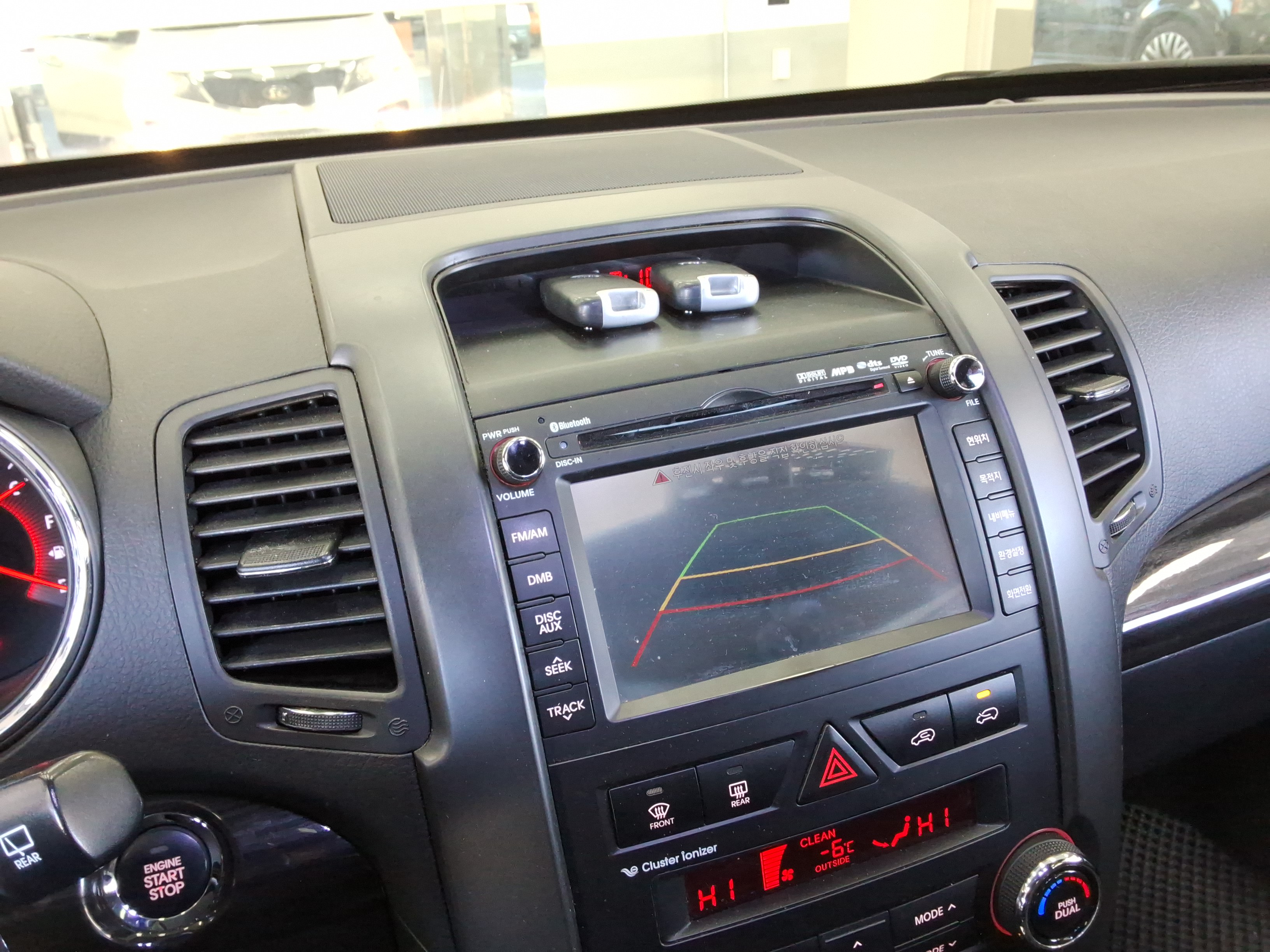 صورة إضافية