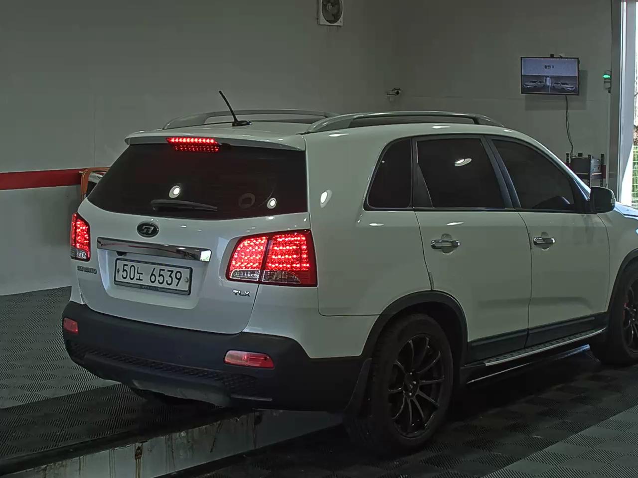 صورة إضافية