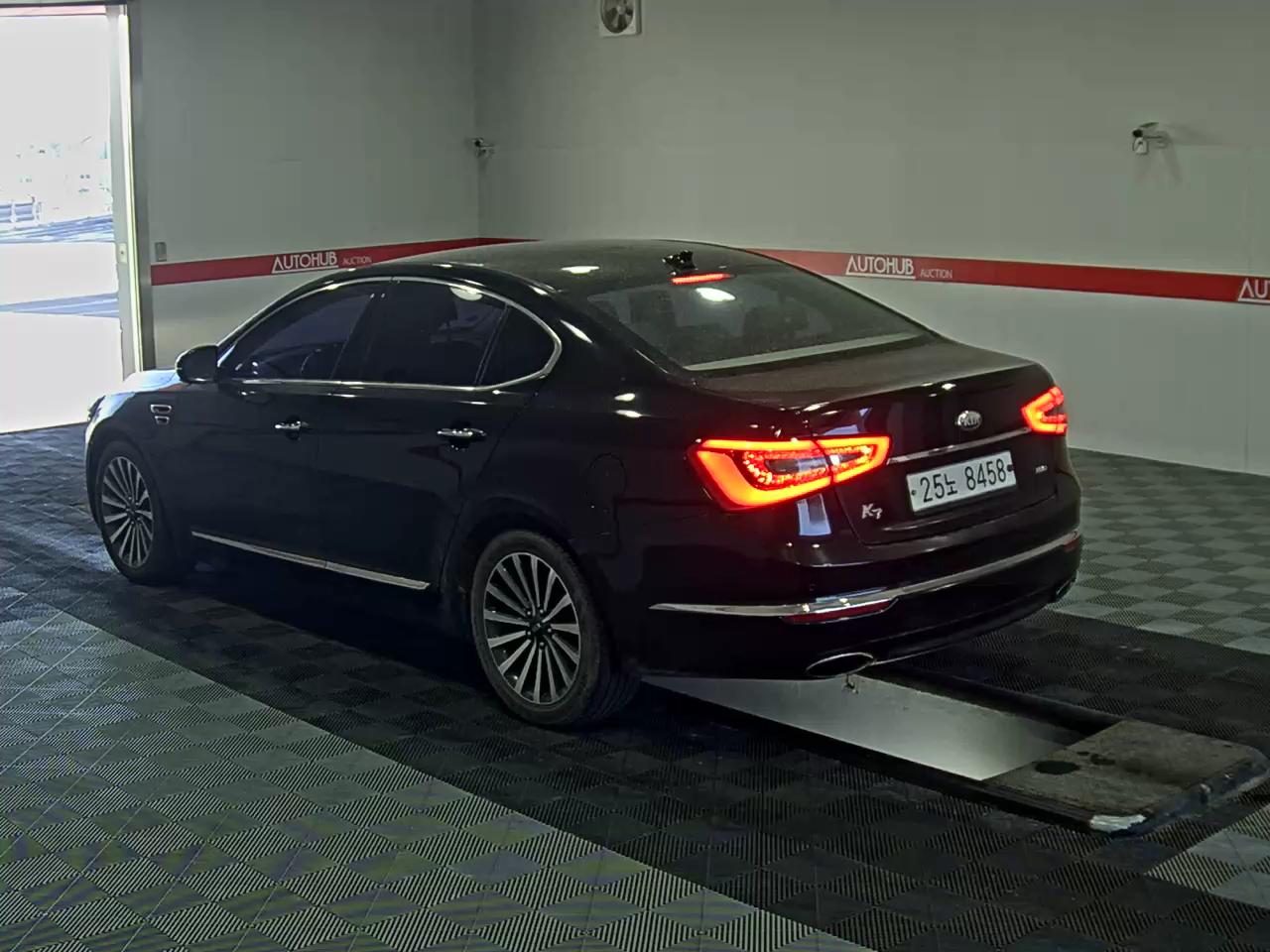 صورة إضافية