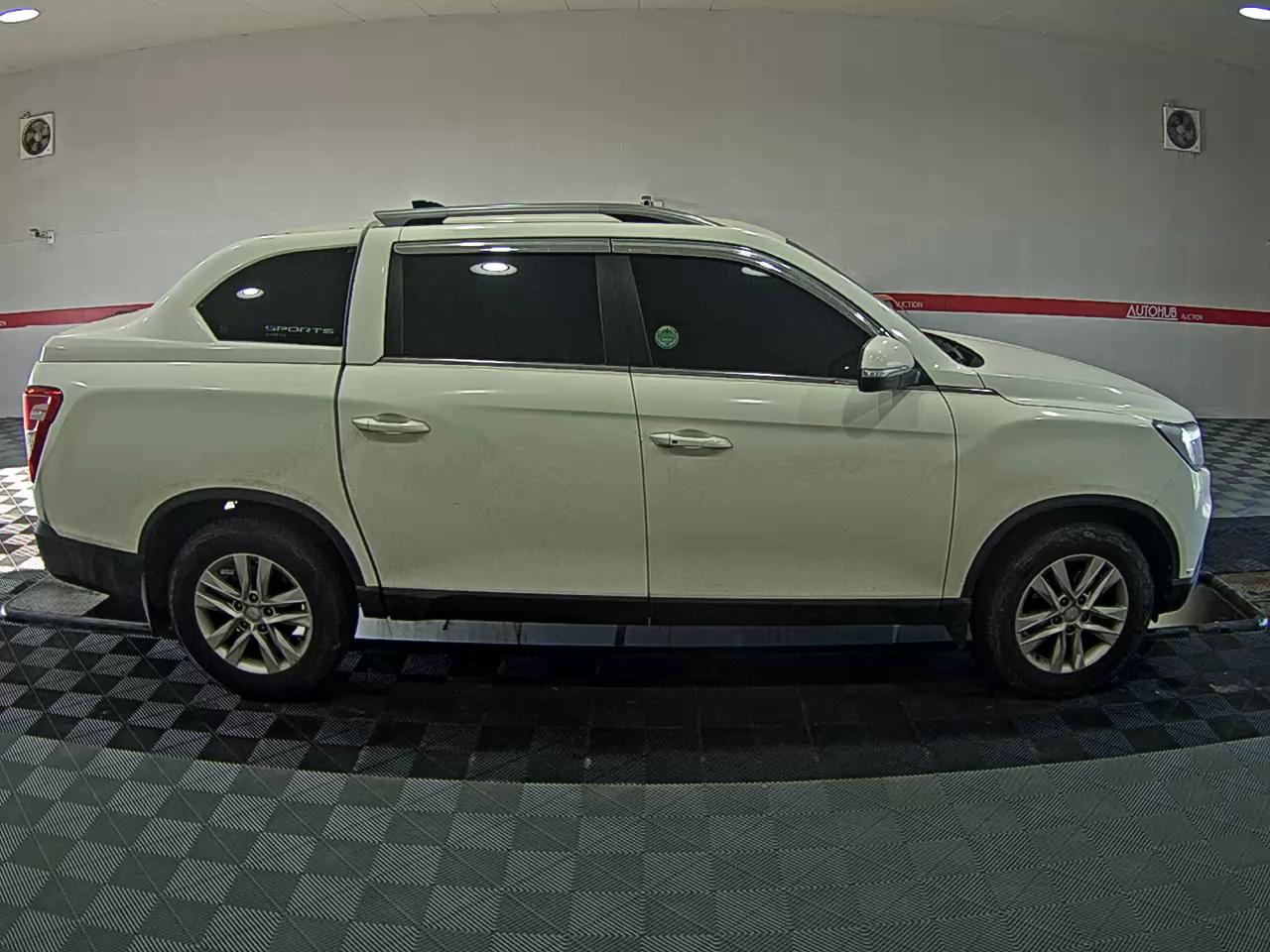 صورة إضافية