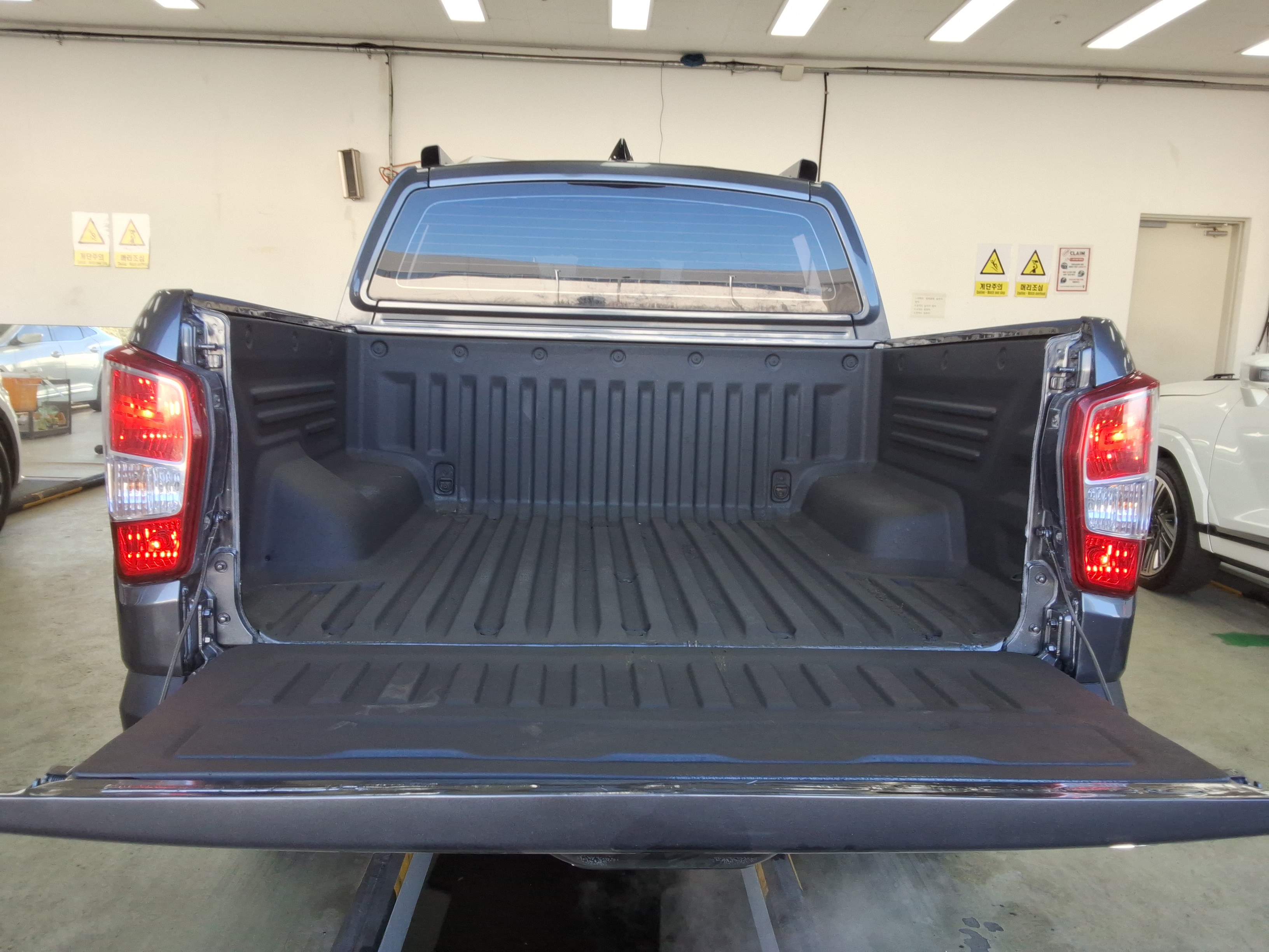 صورة إضافية