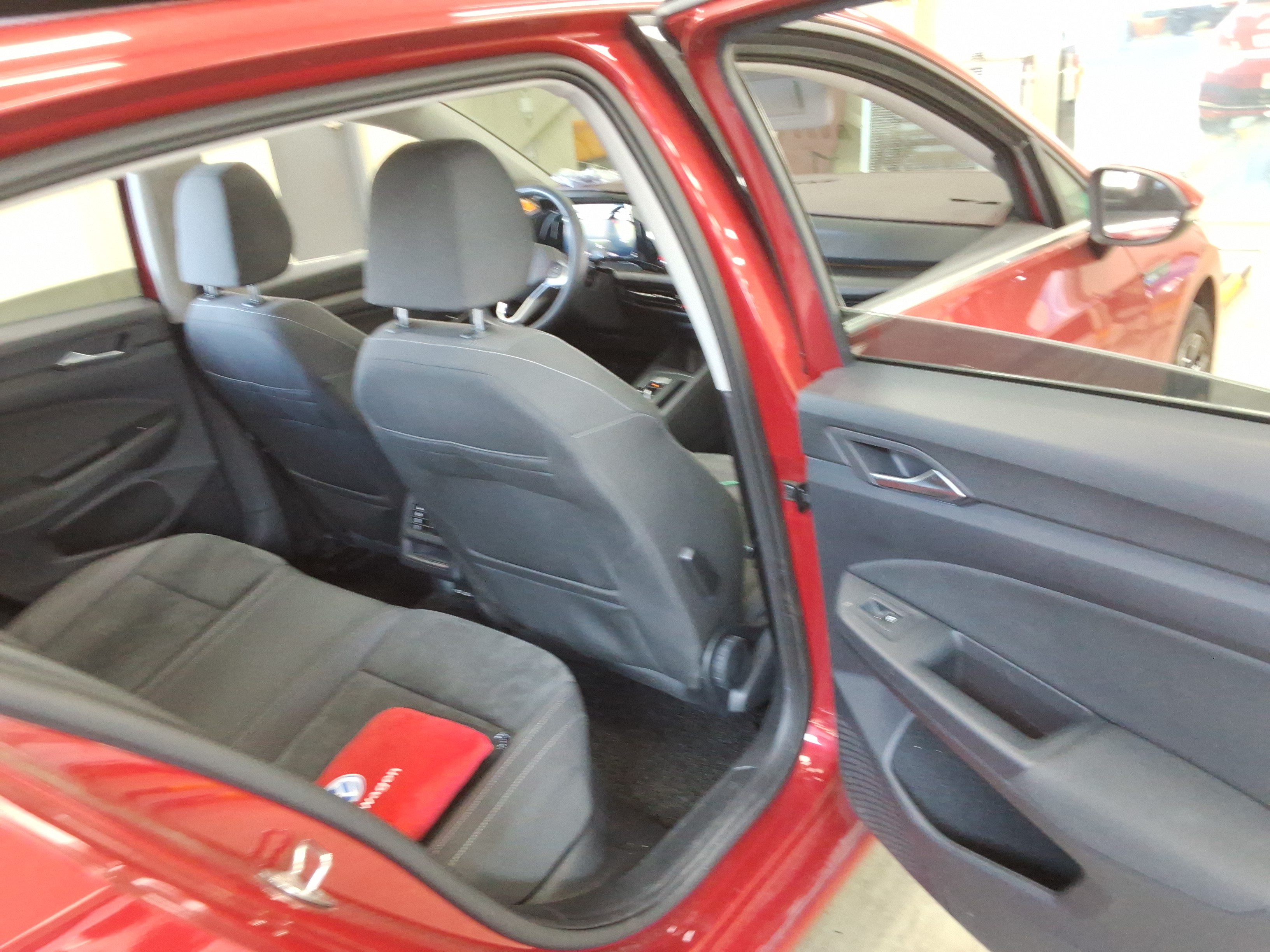 صورة إضافية