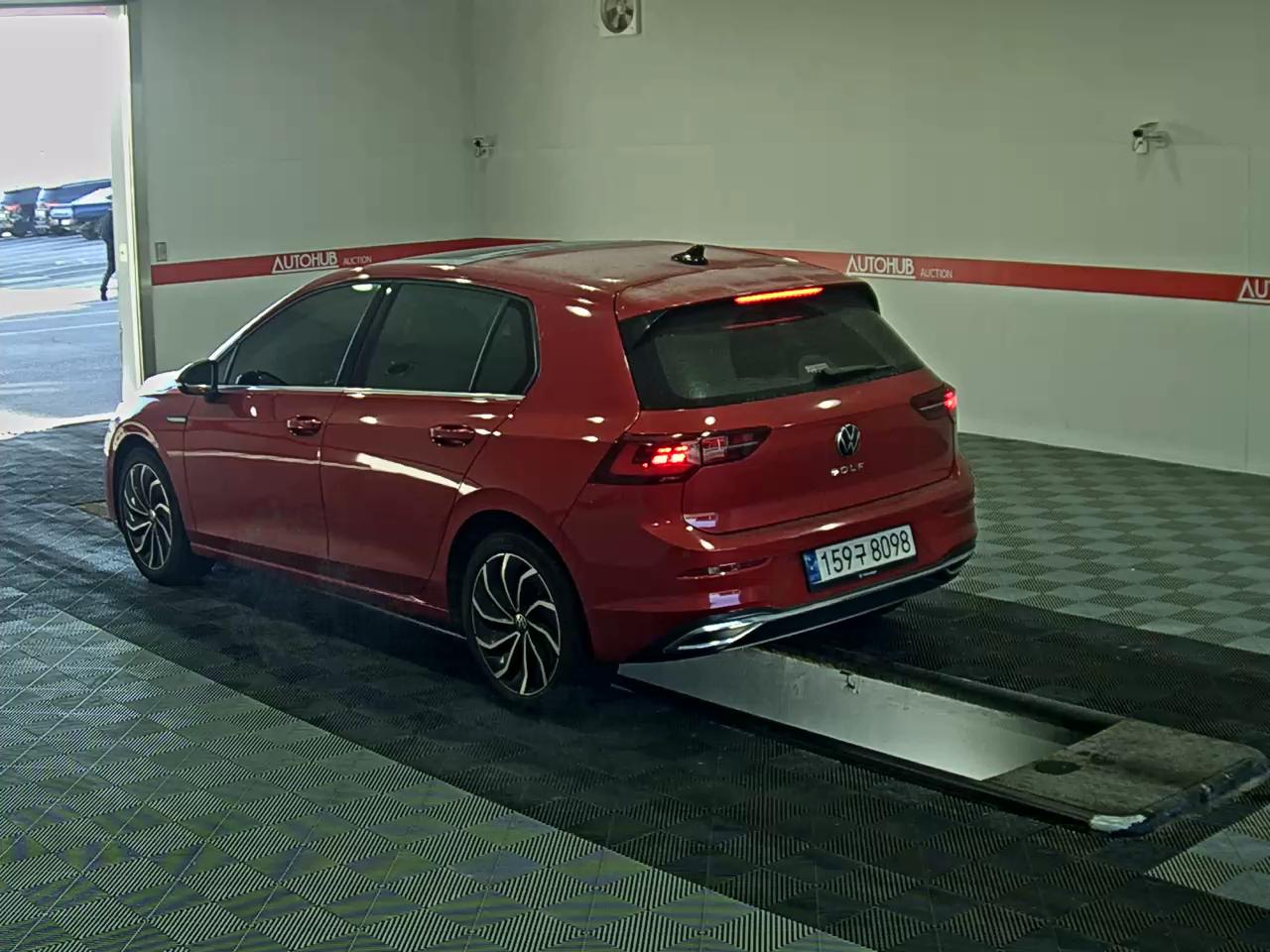 صورة إضافية