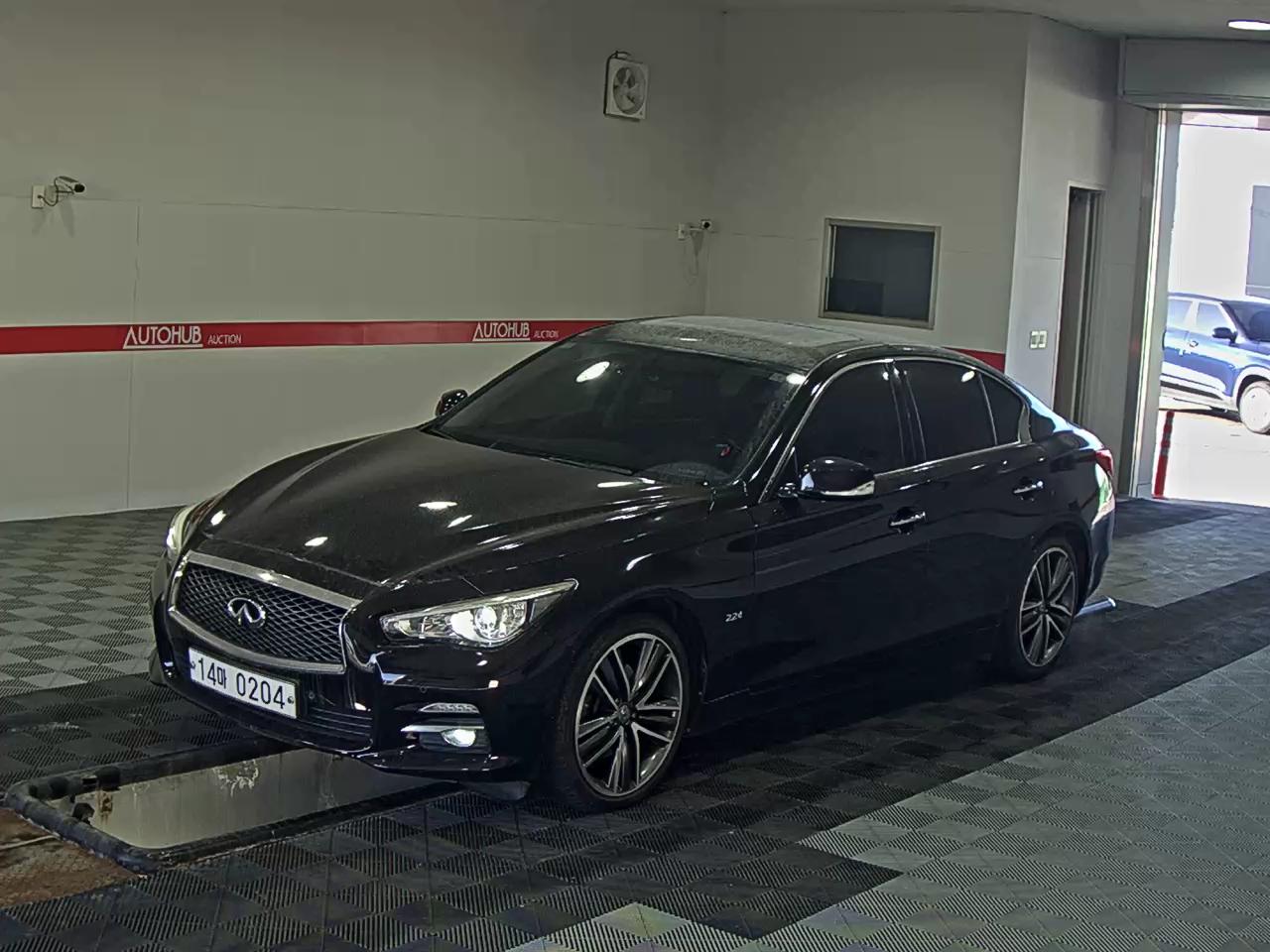 인피니티 Q50