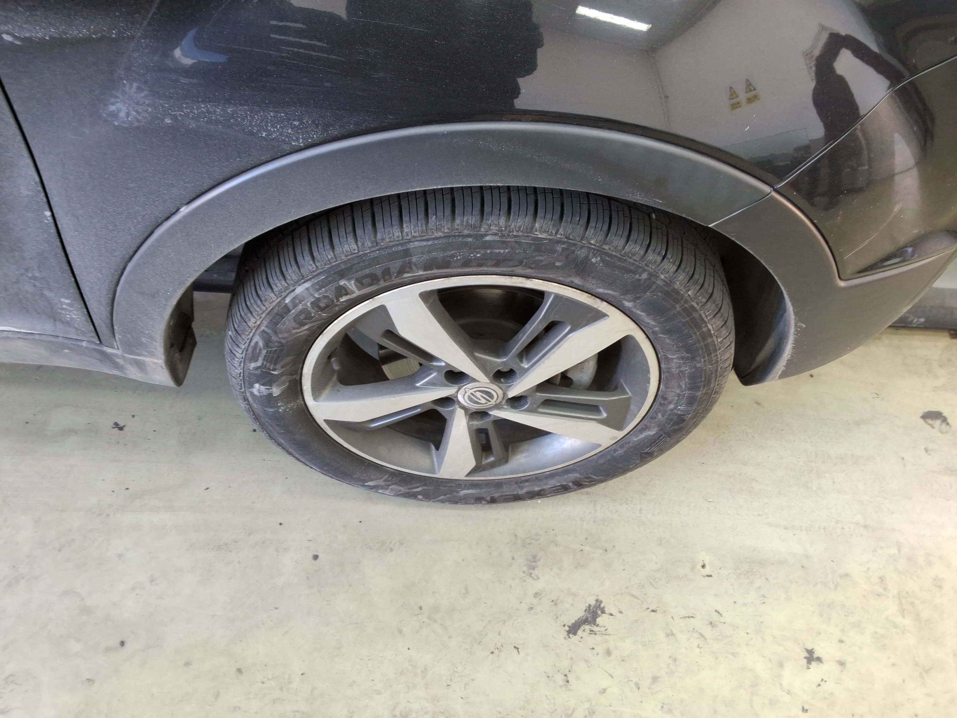 صورة إضافية