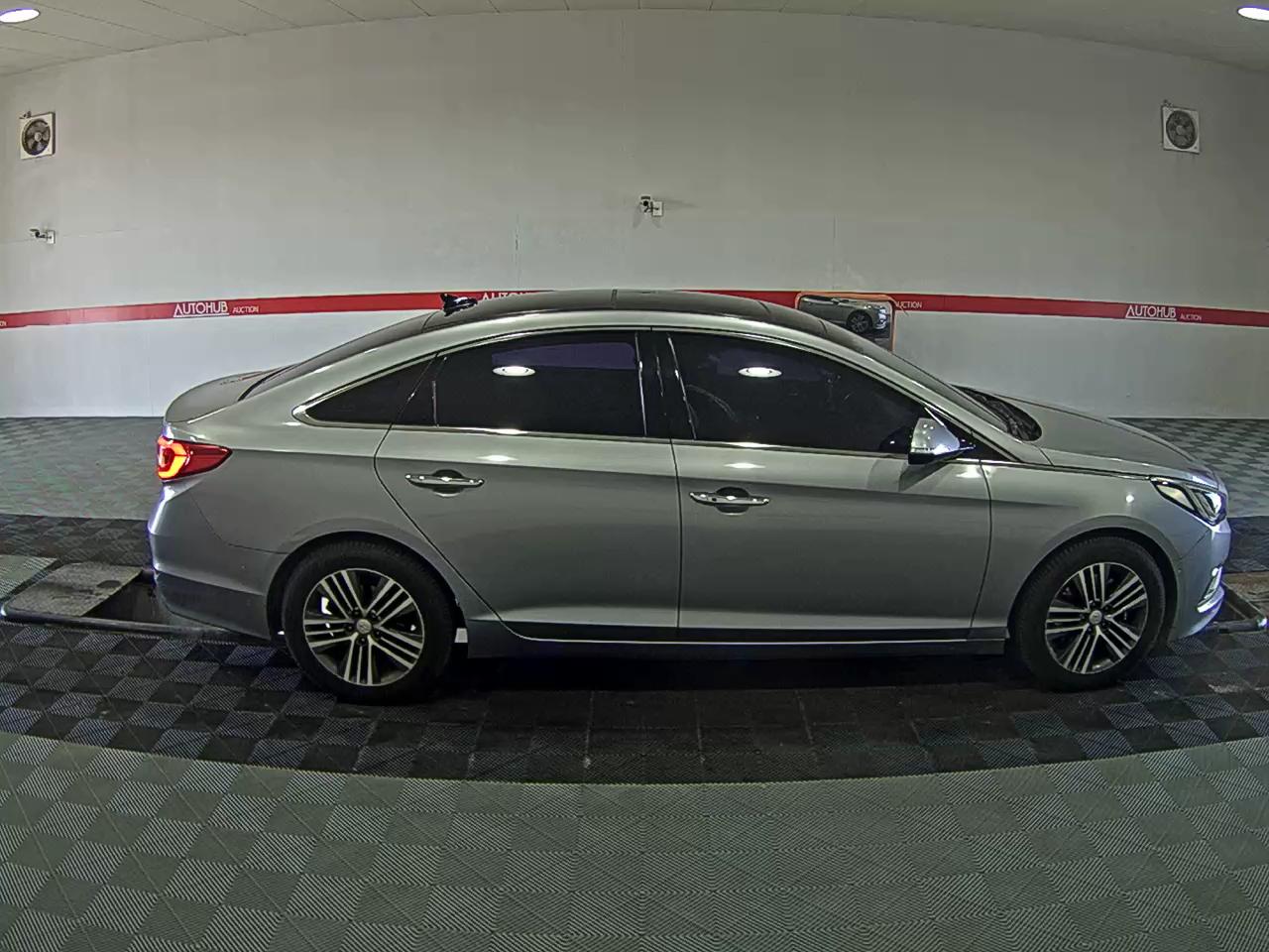 صورة إضافية