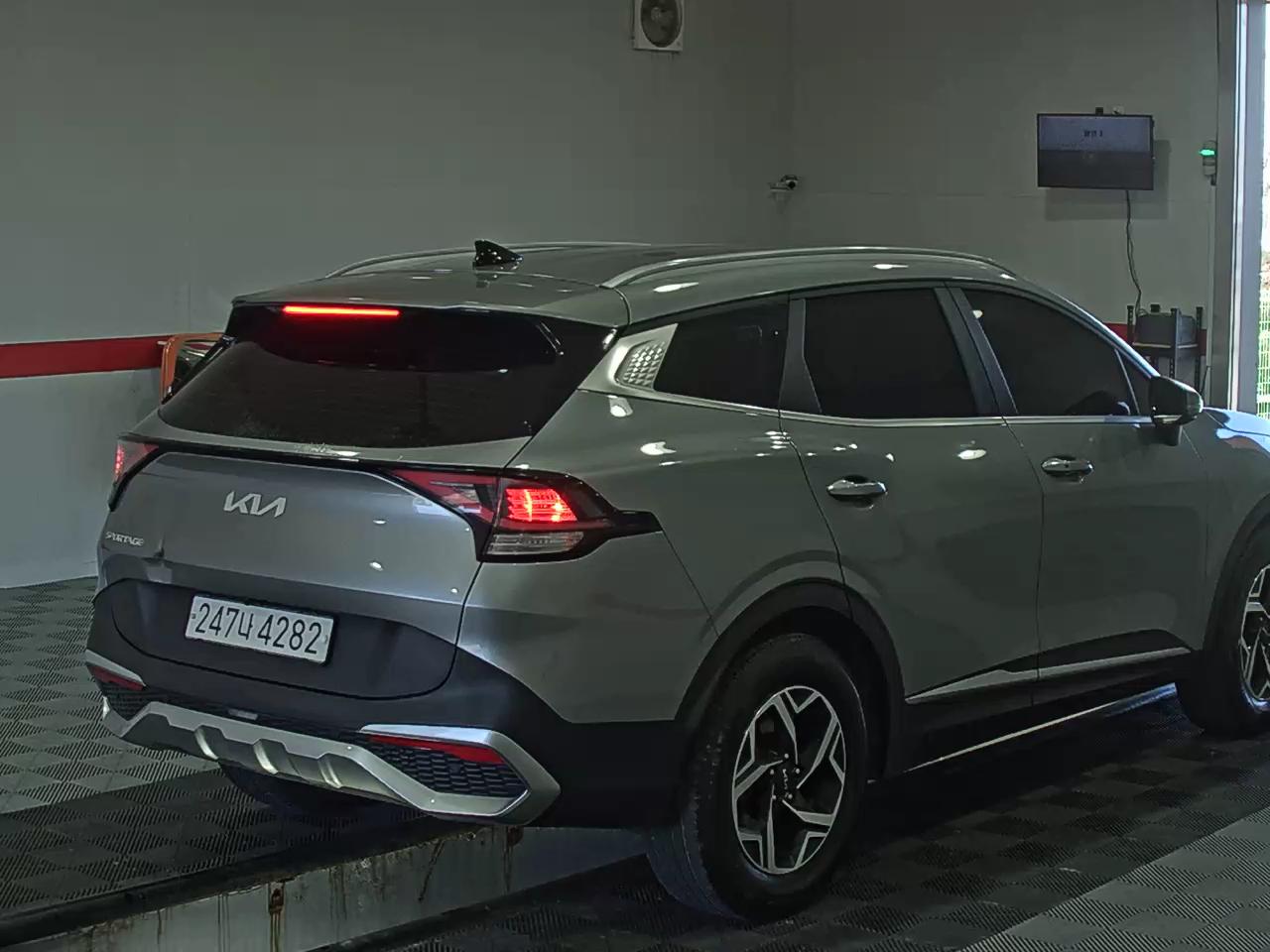 صورة إضافية