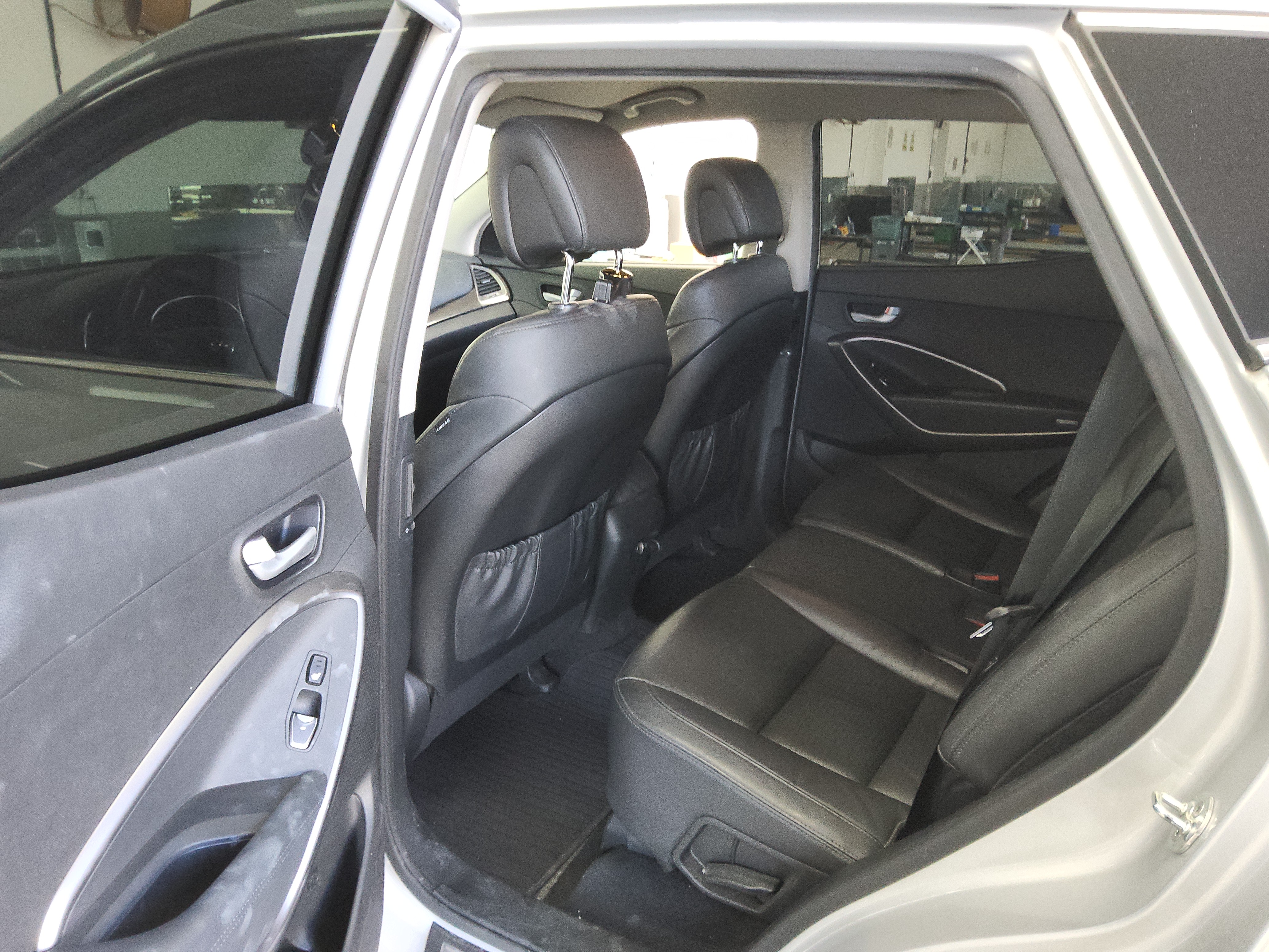 صورة إضافية