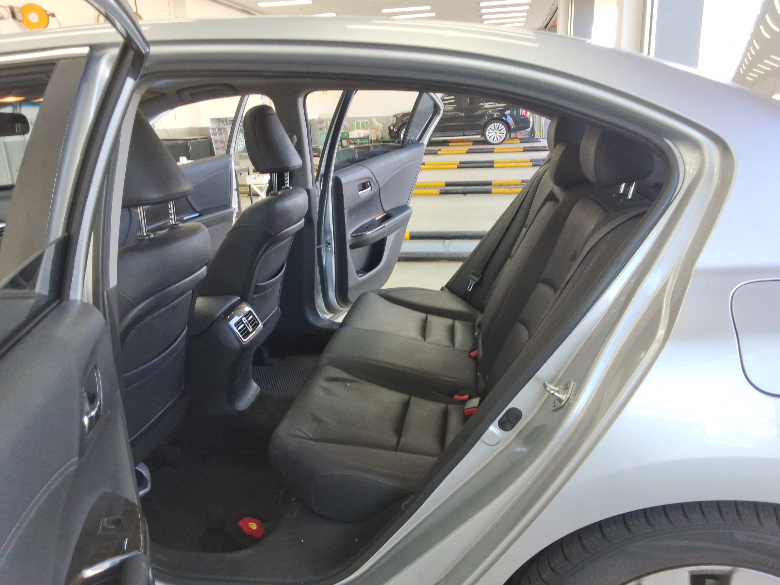 صورة إضافية