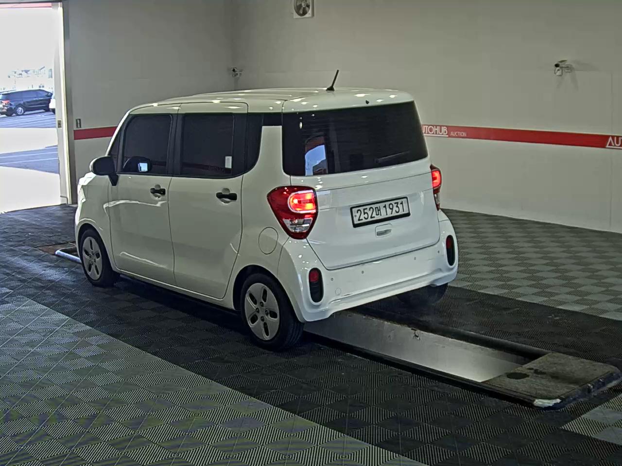 صورة إضافية