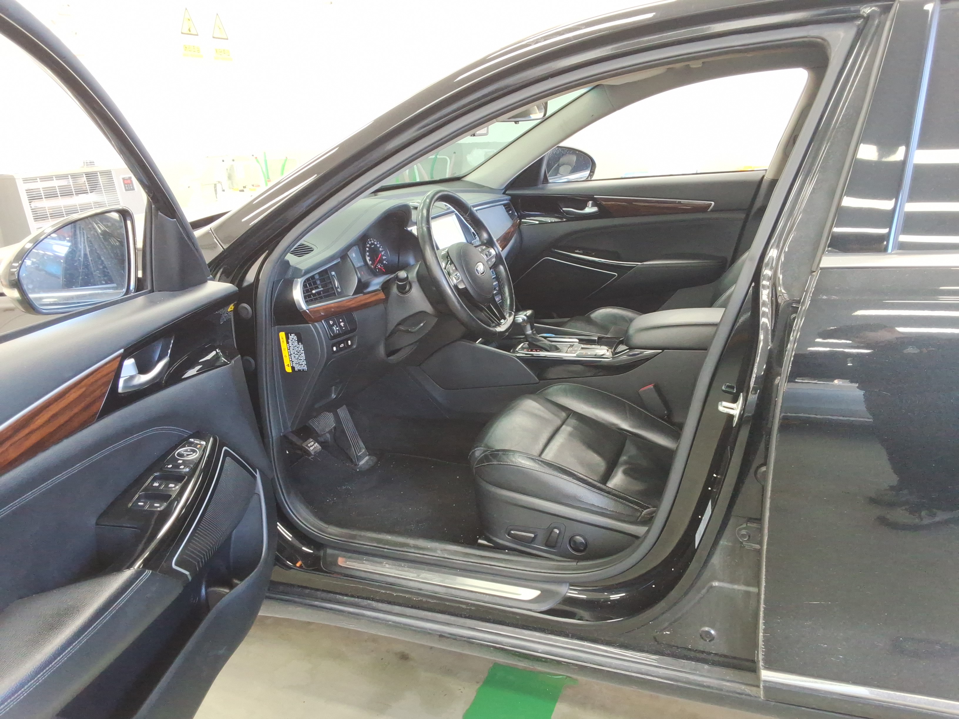 صورة إضافية