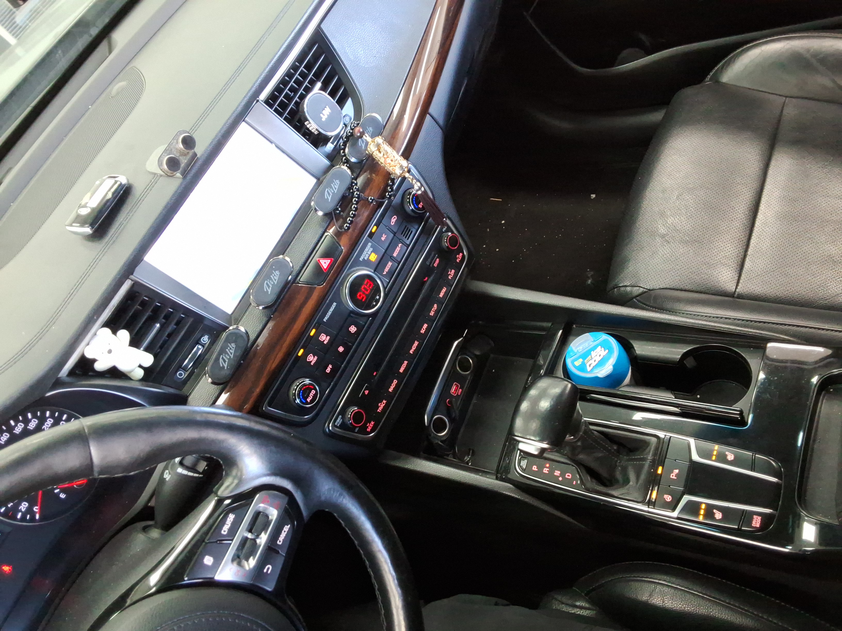 صورة إضافية