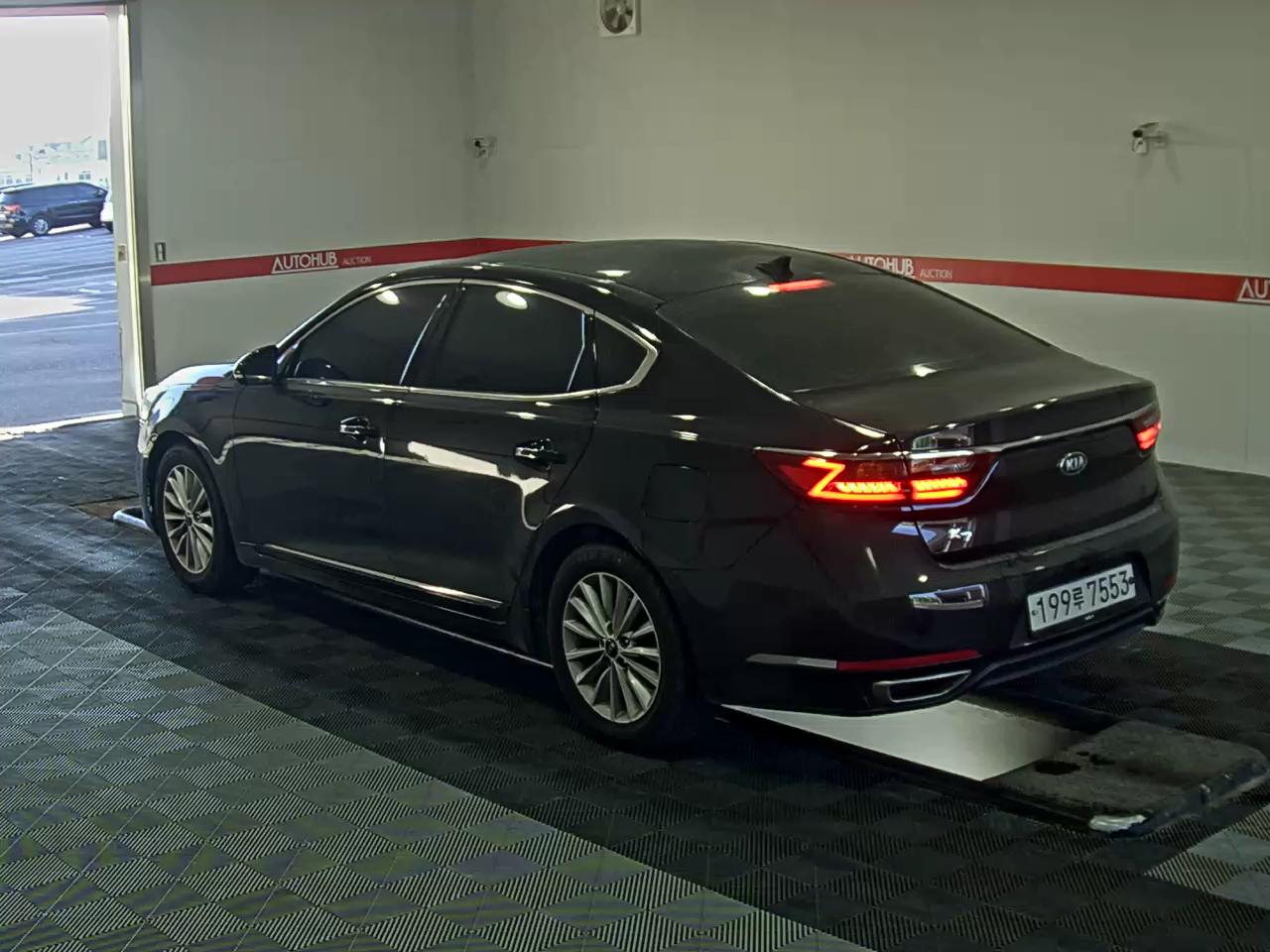 صورة إضافية