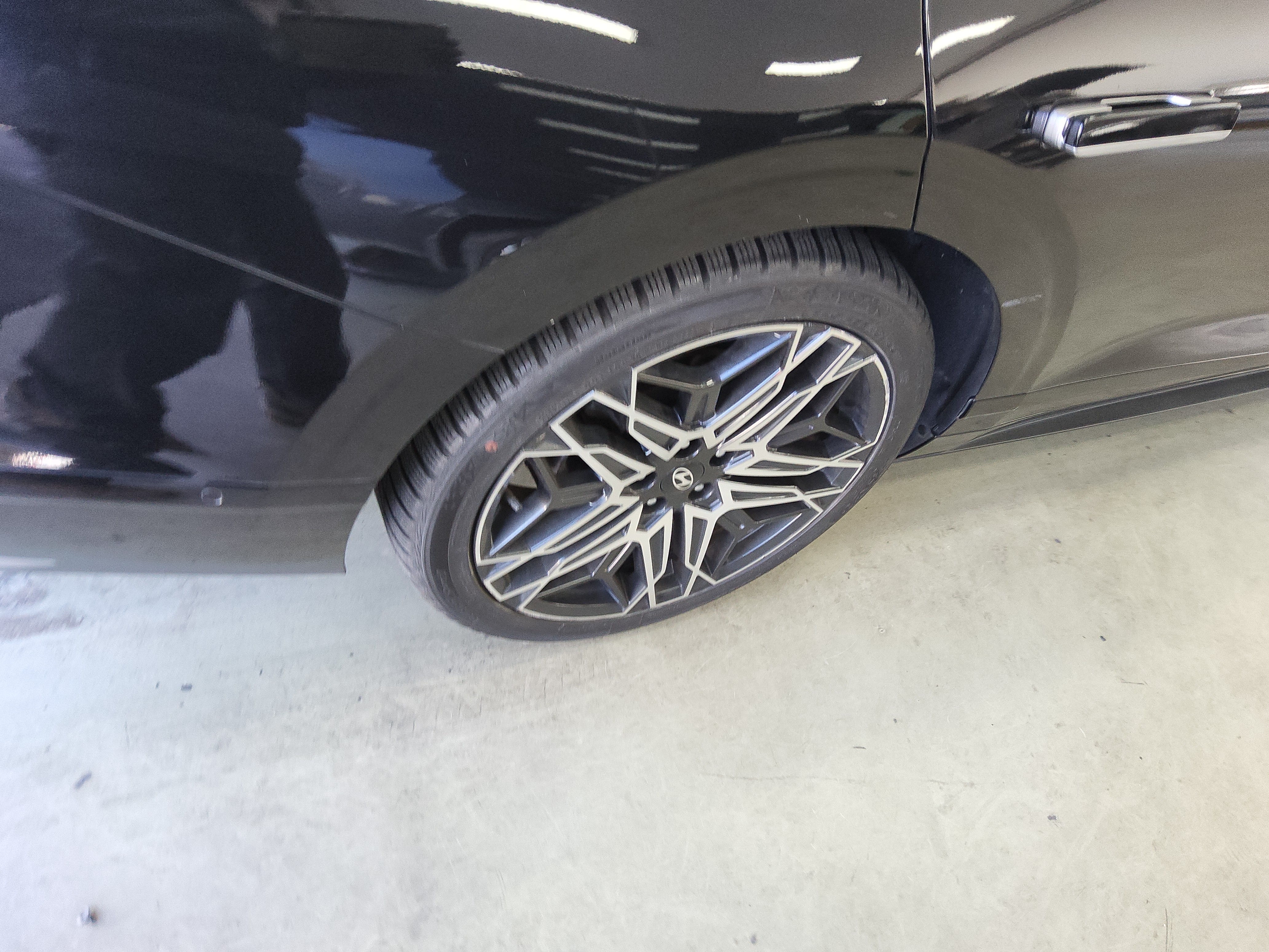 صورة إضافية