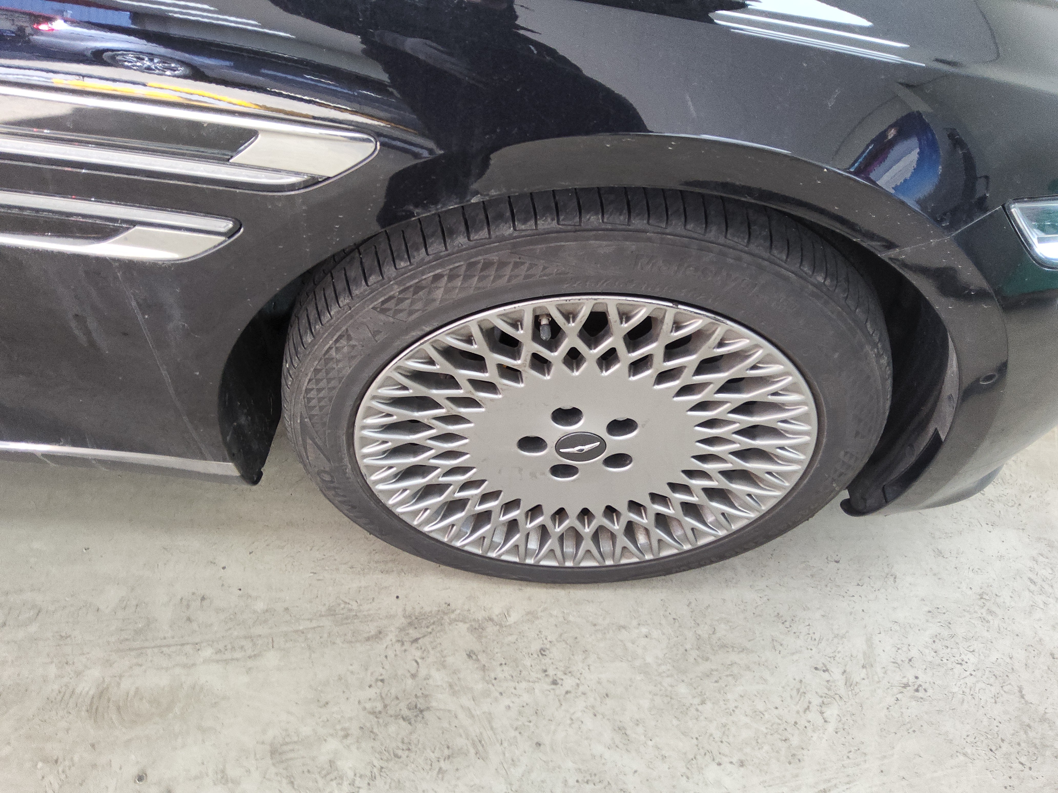 صورة إضافية