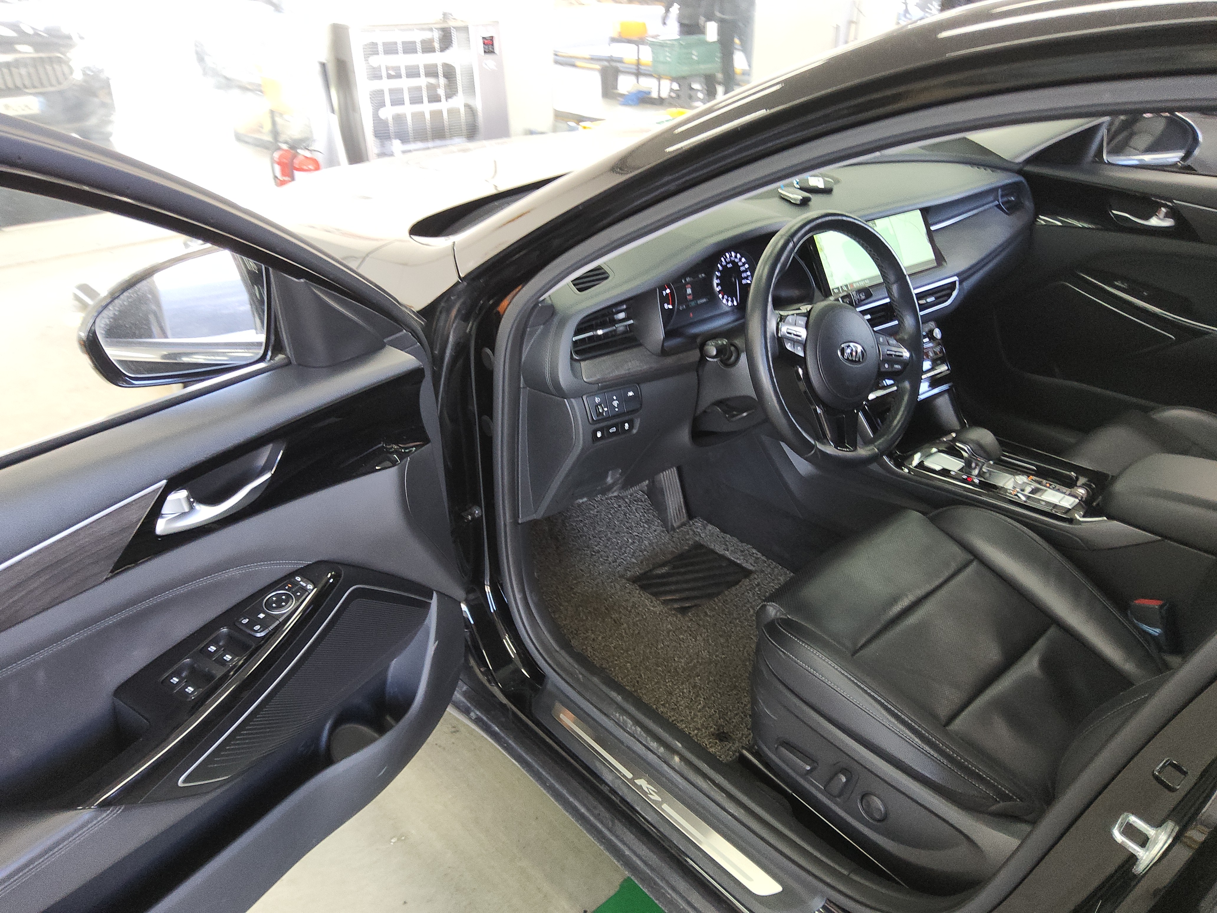 صورة إضافية