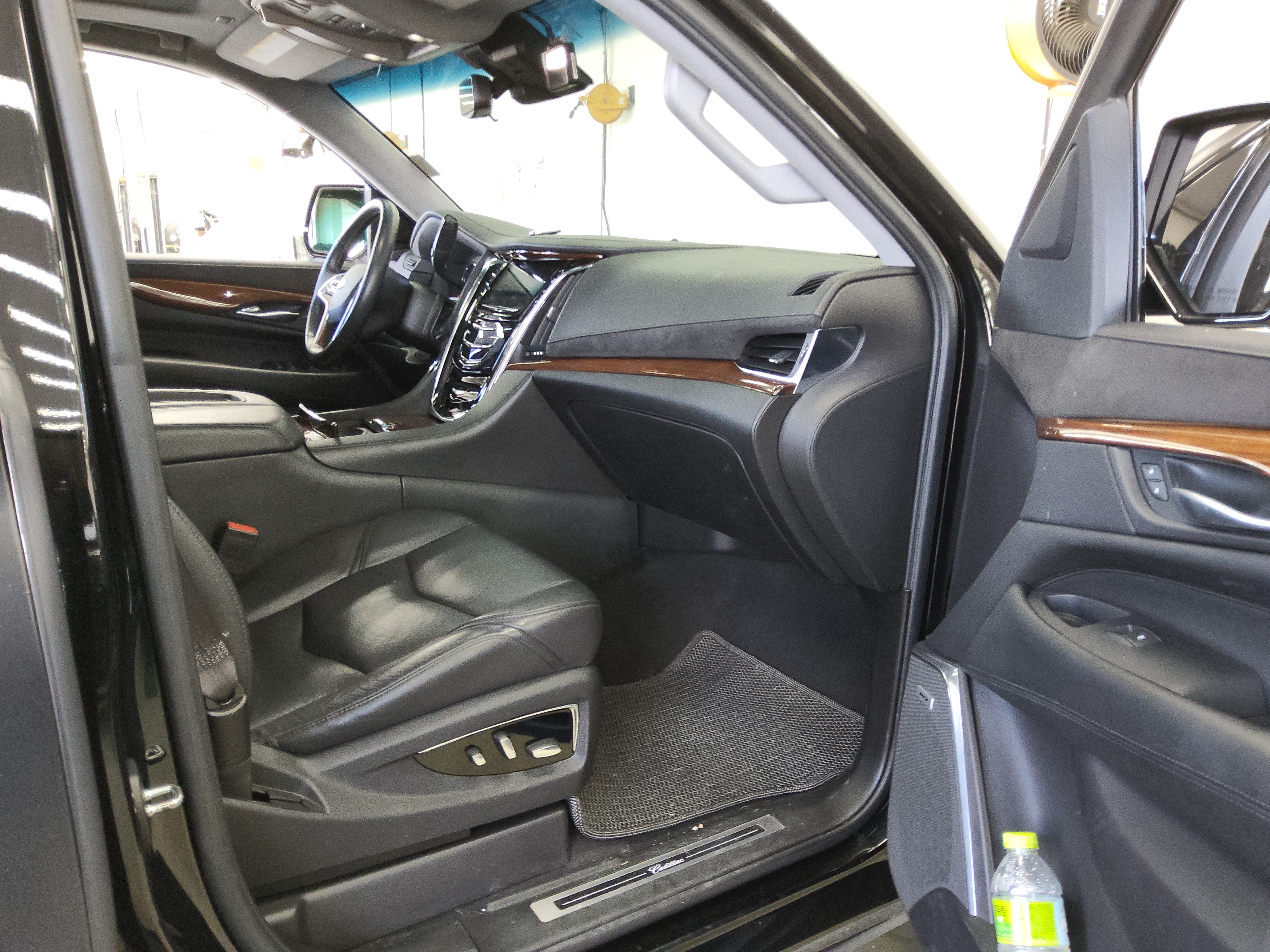 2017 - Cadillac Escalade