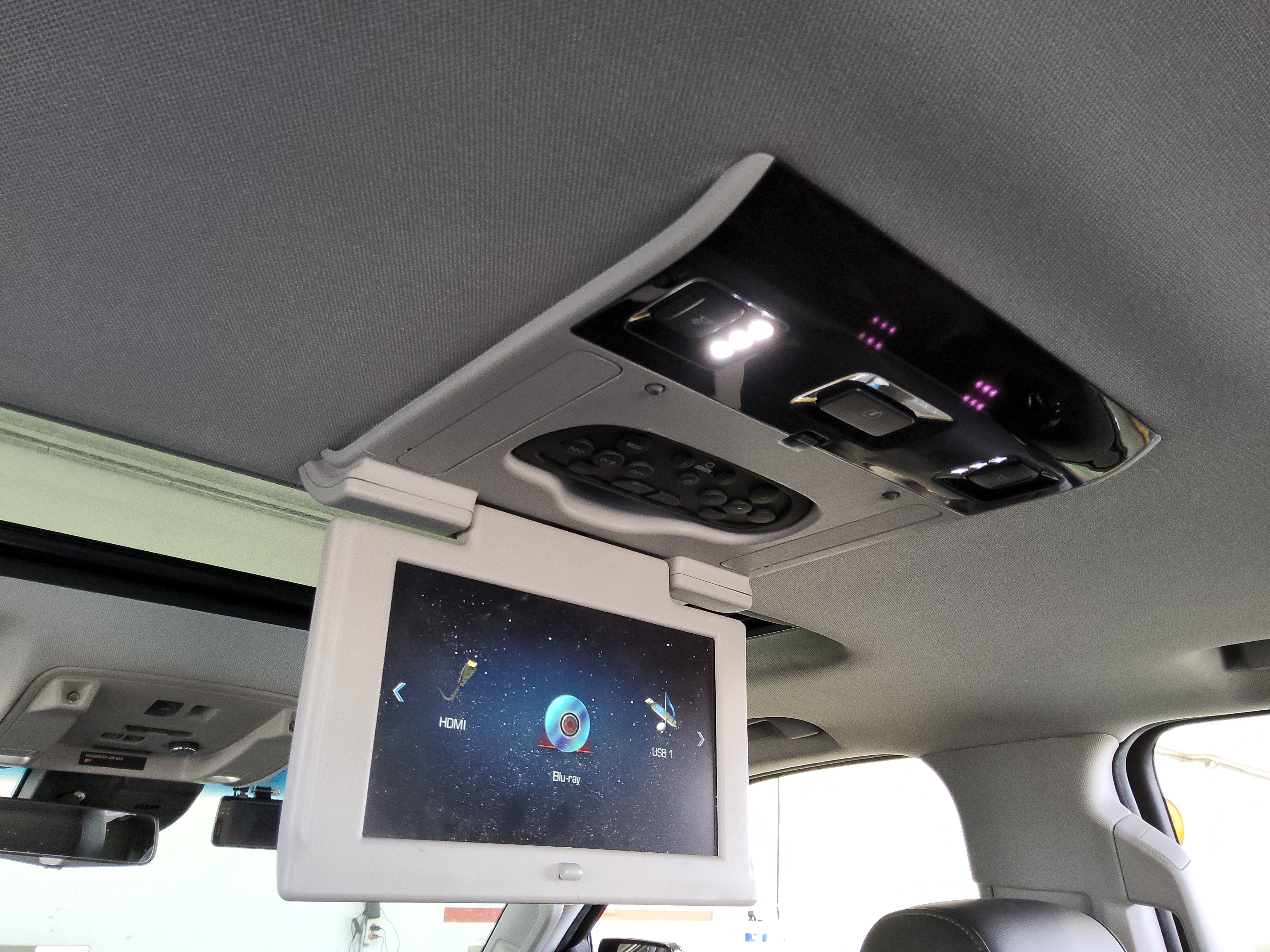 2017 - Cadillac Escalade