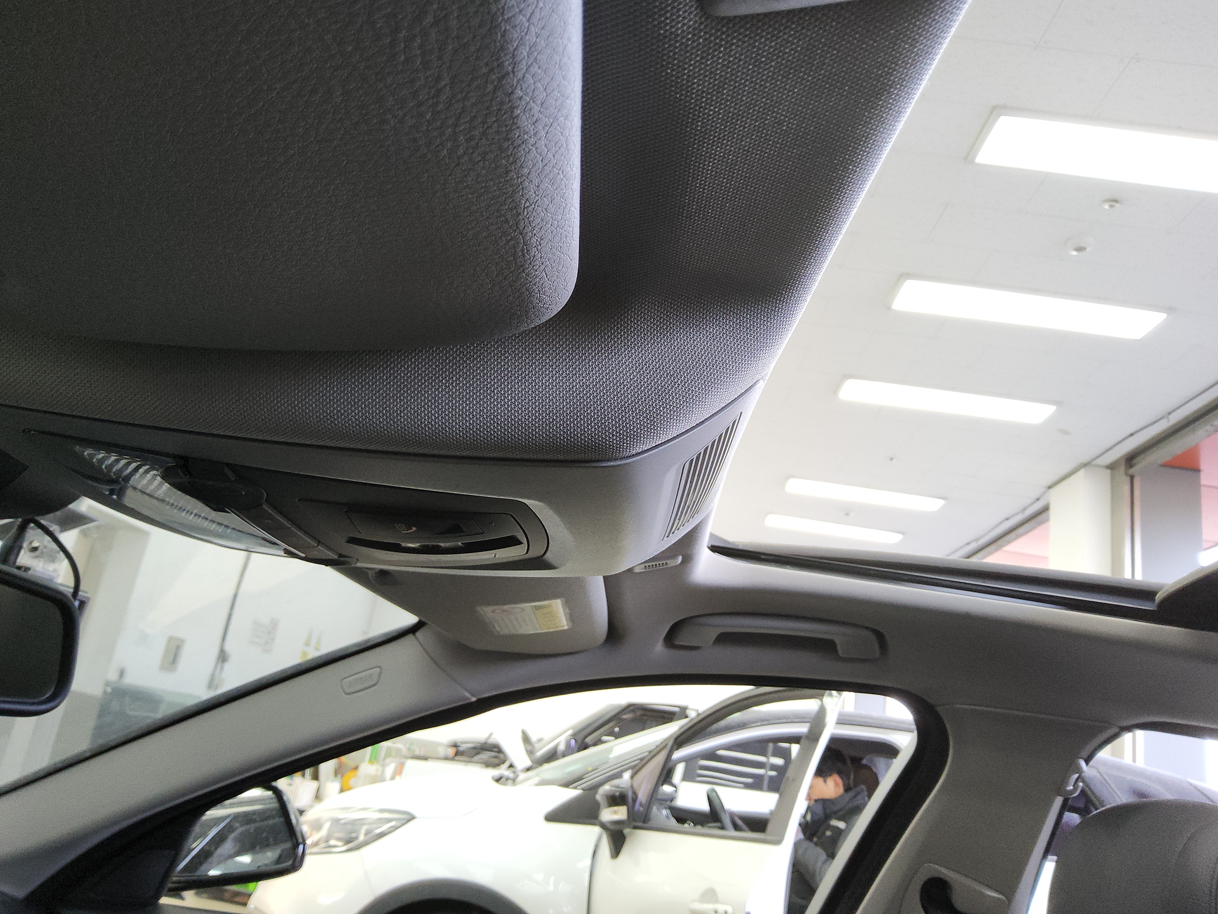 صورة إضافية