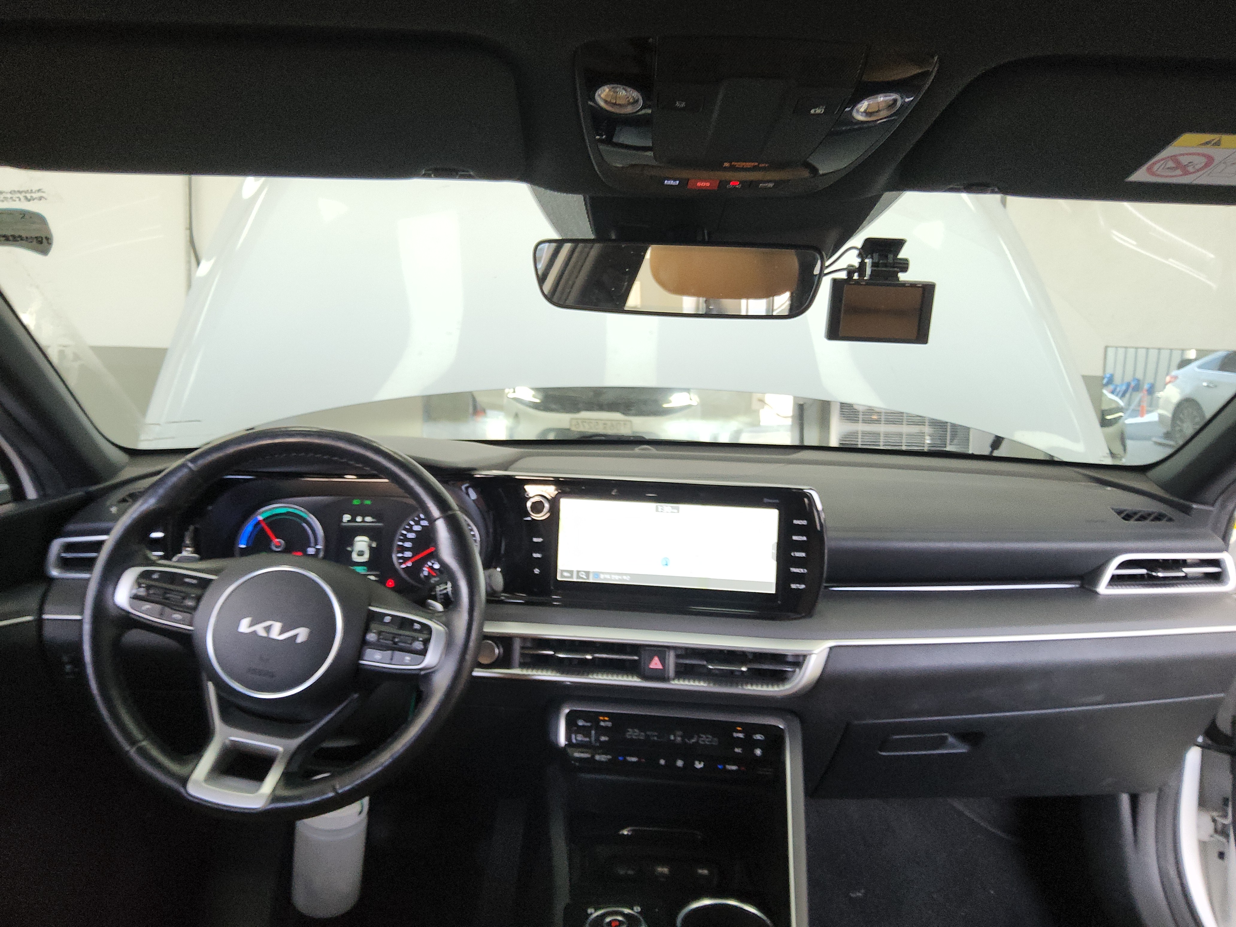 صورة إضافية