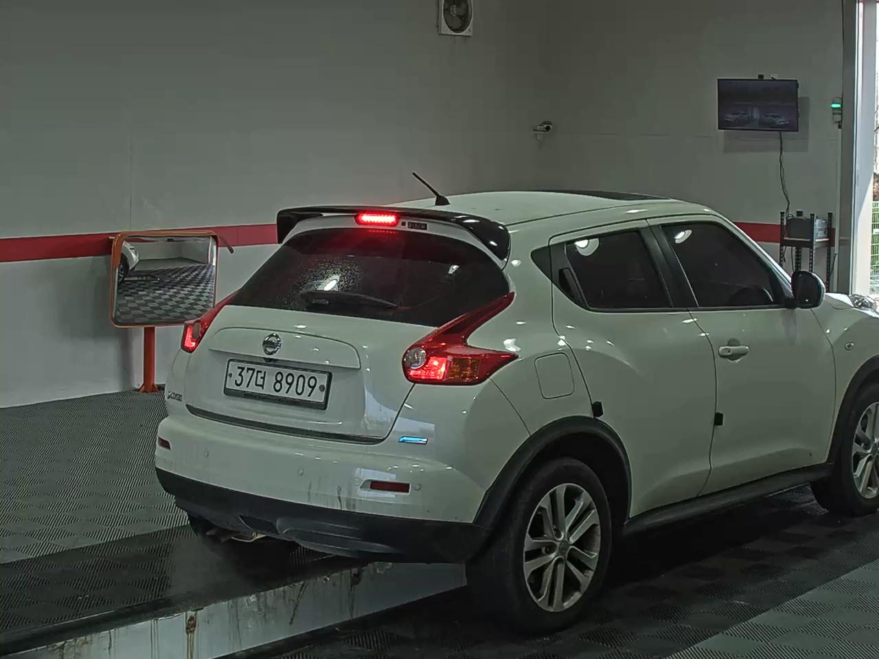 صورة إضافية