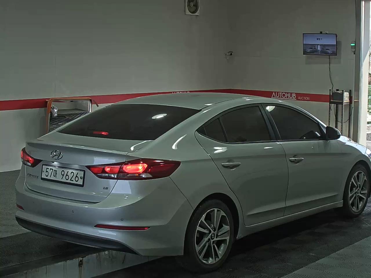 صورة إضافية