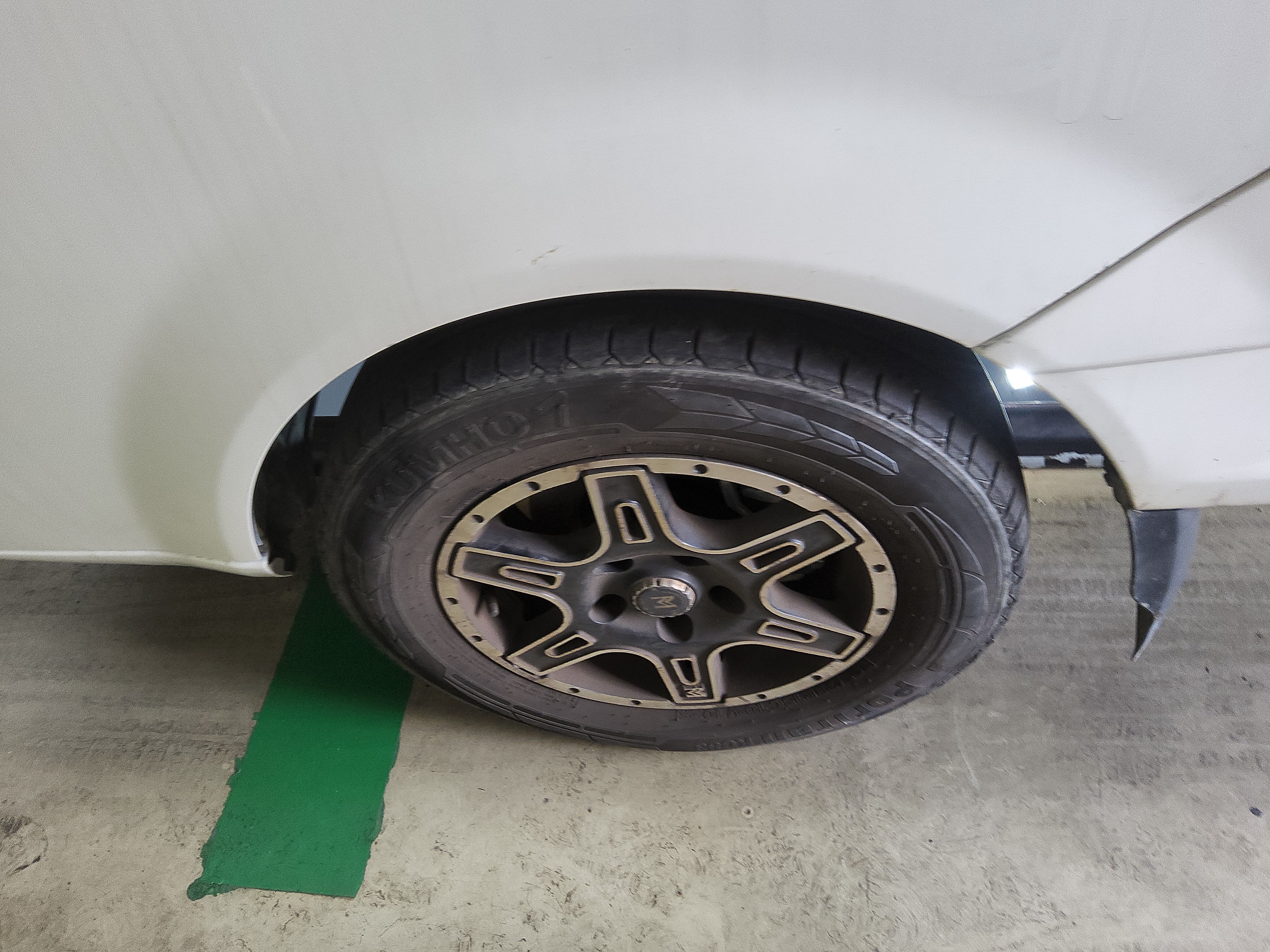 صورة إضافية