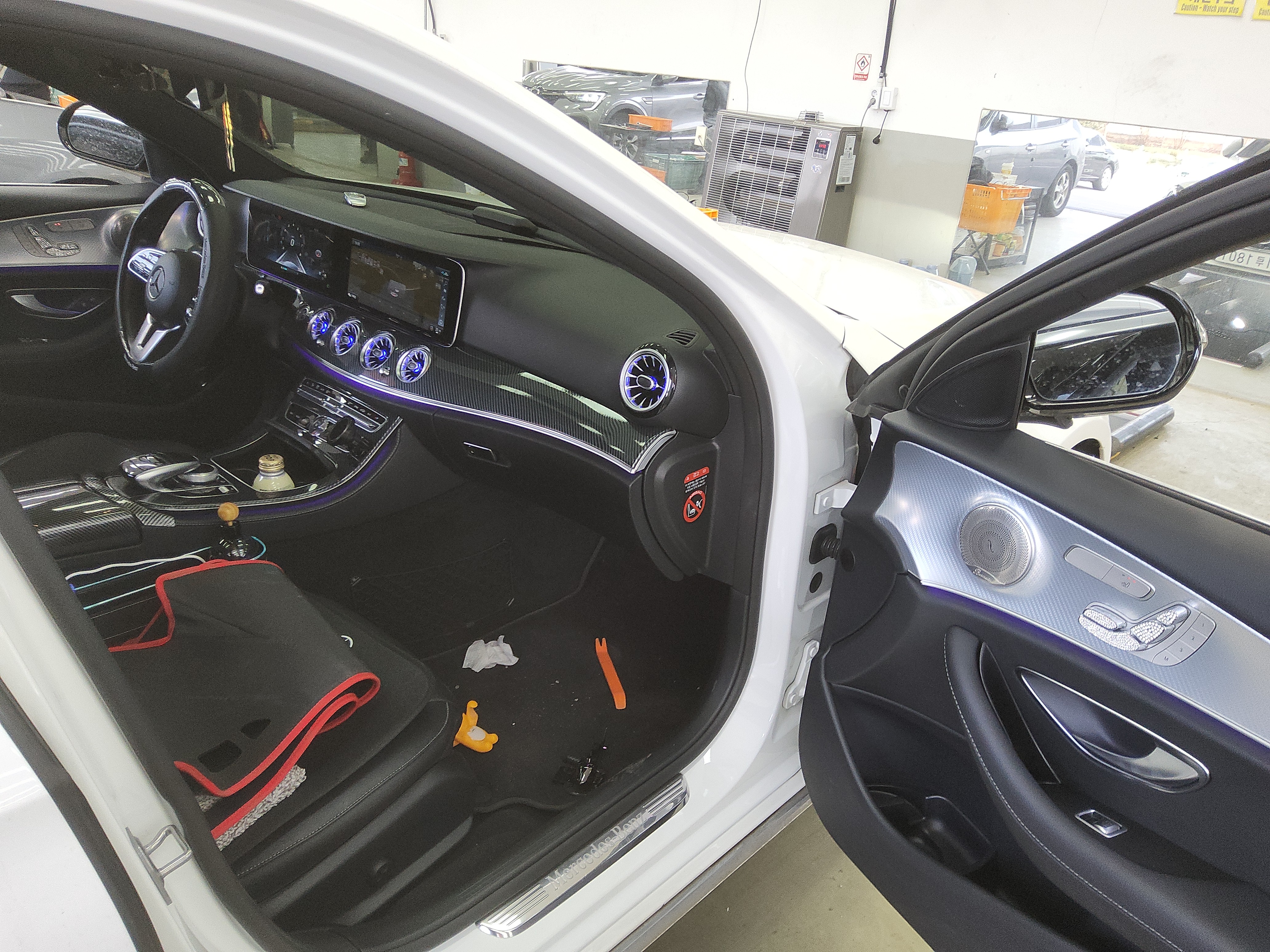 صورة إضافية