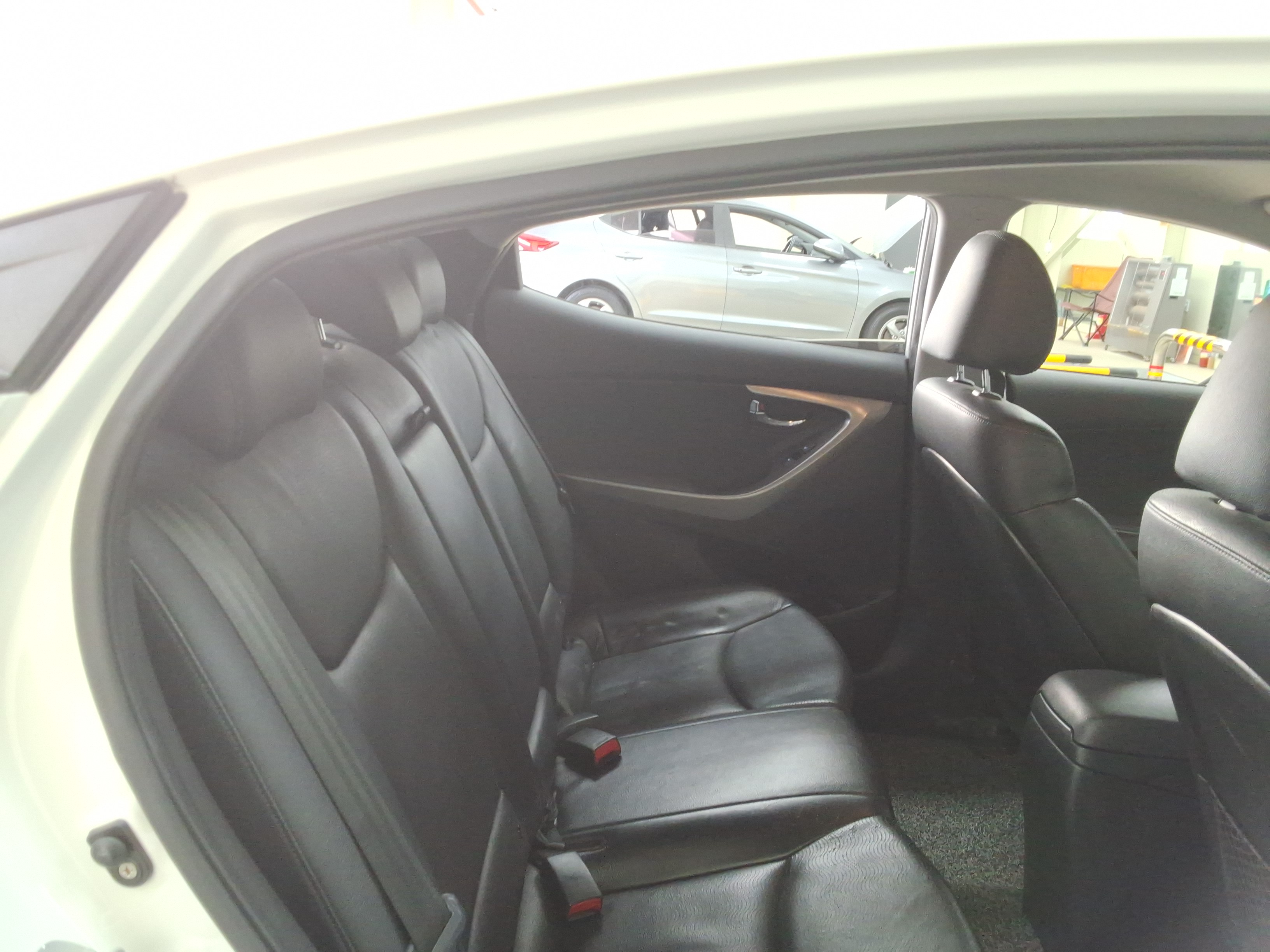 صورة إضافية