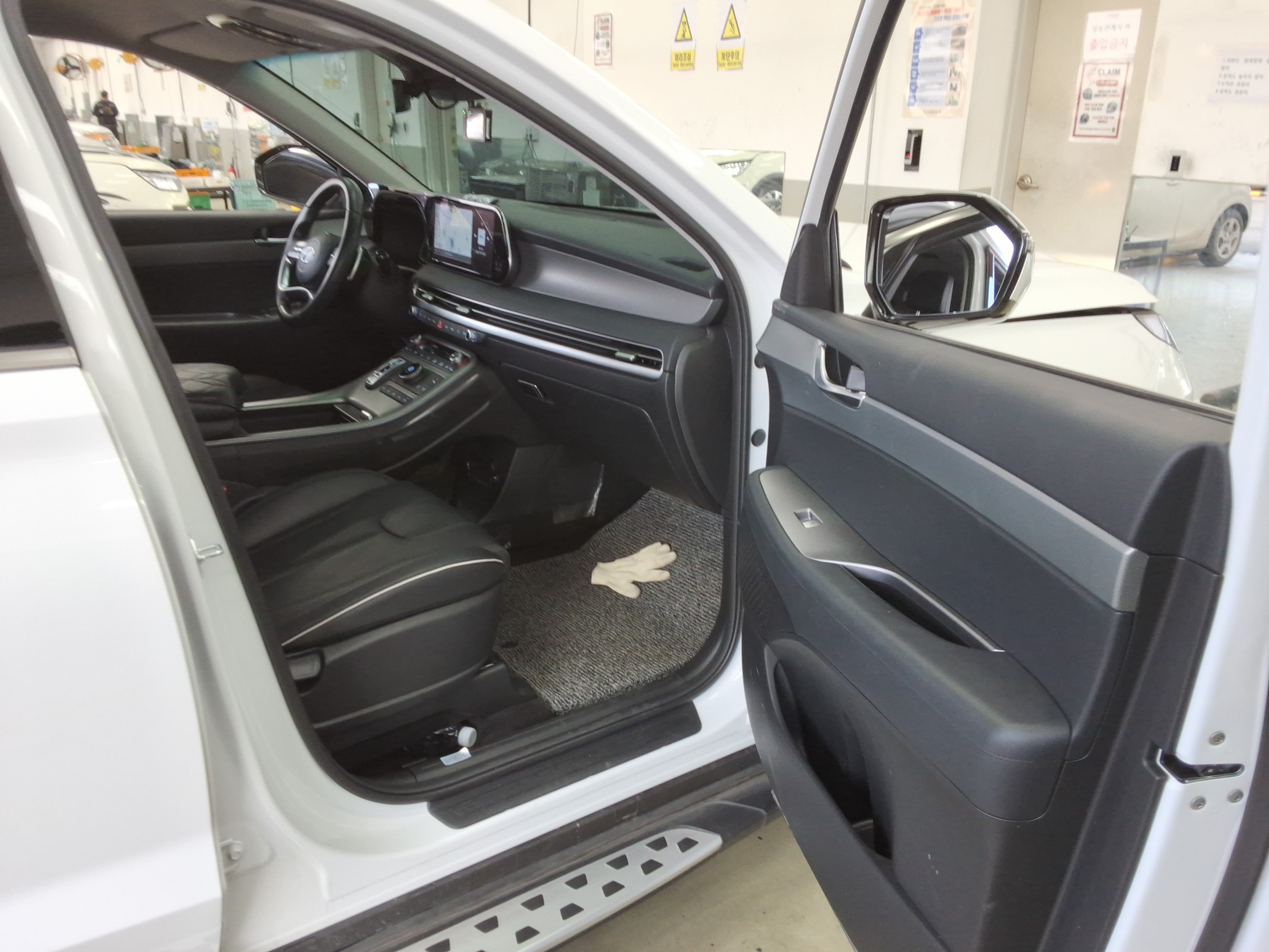 صورة إضافية