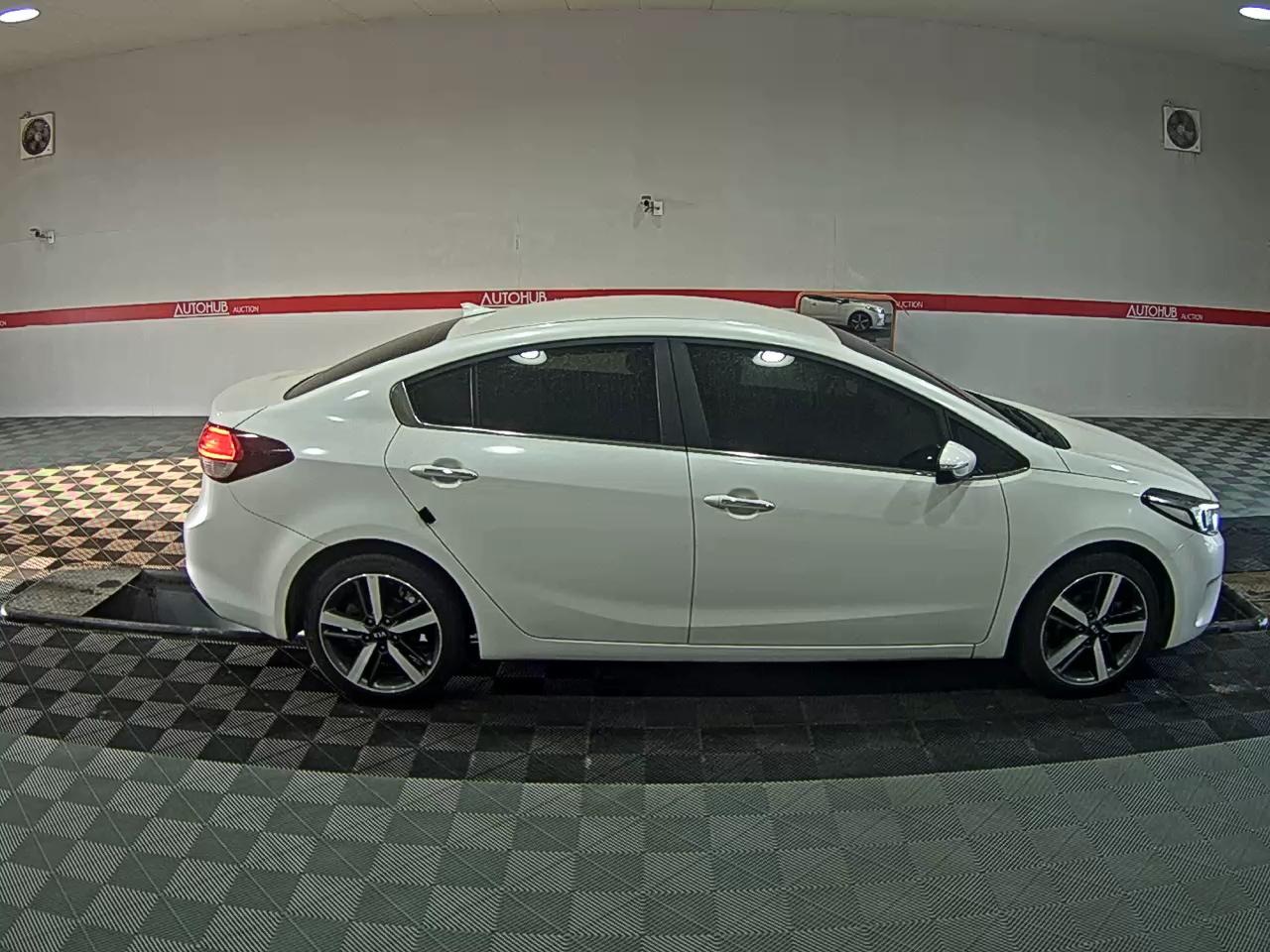 صورة إضافية