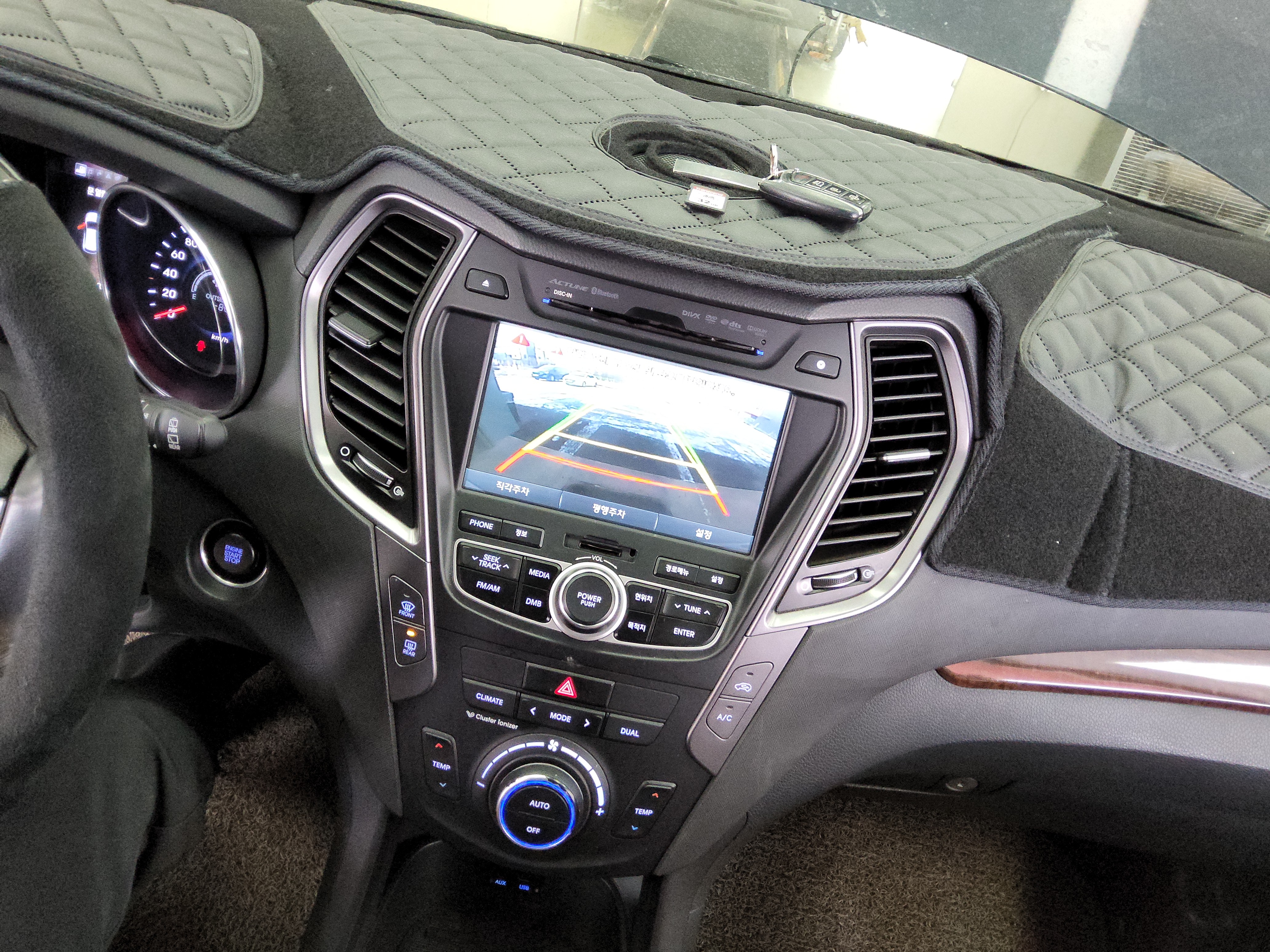 صورة إضافية