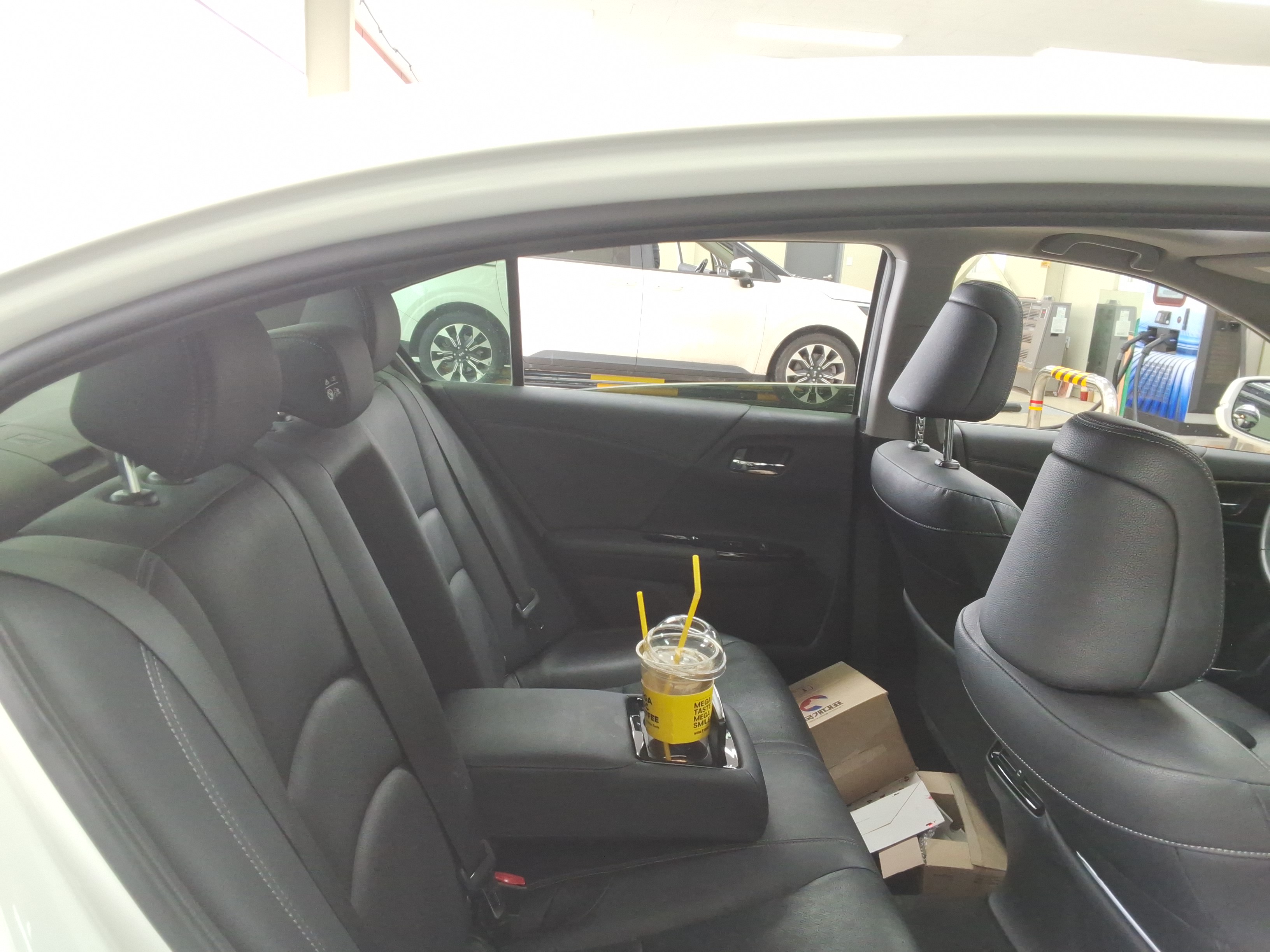 صورة إضافية