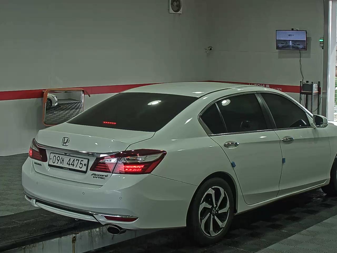 صورة إضافية