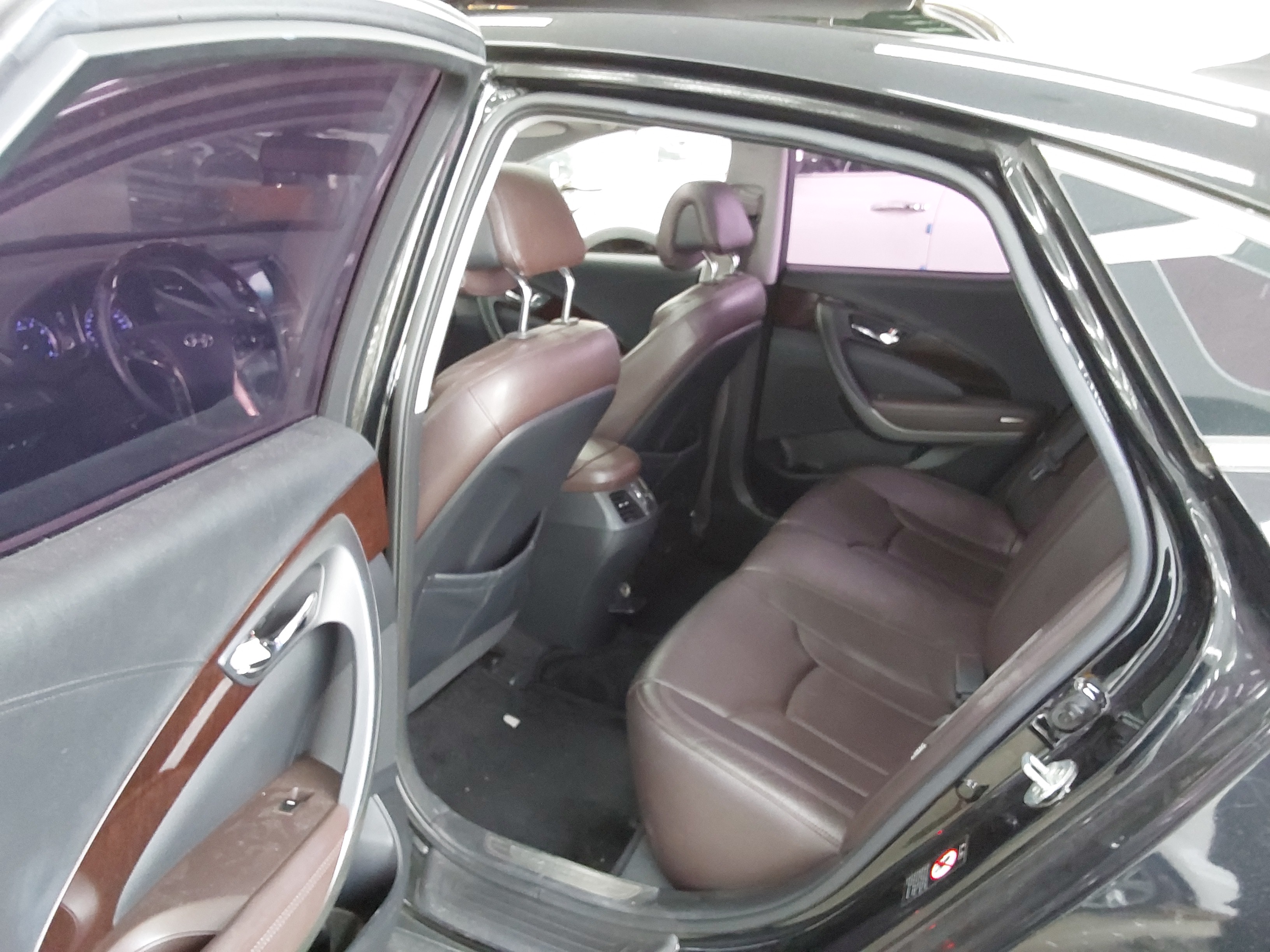 صورة إضافية