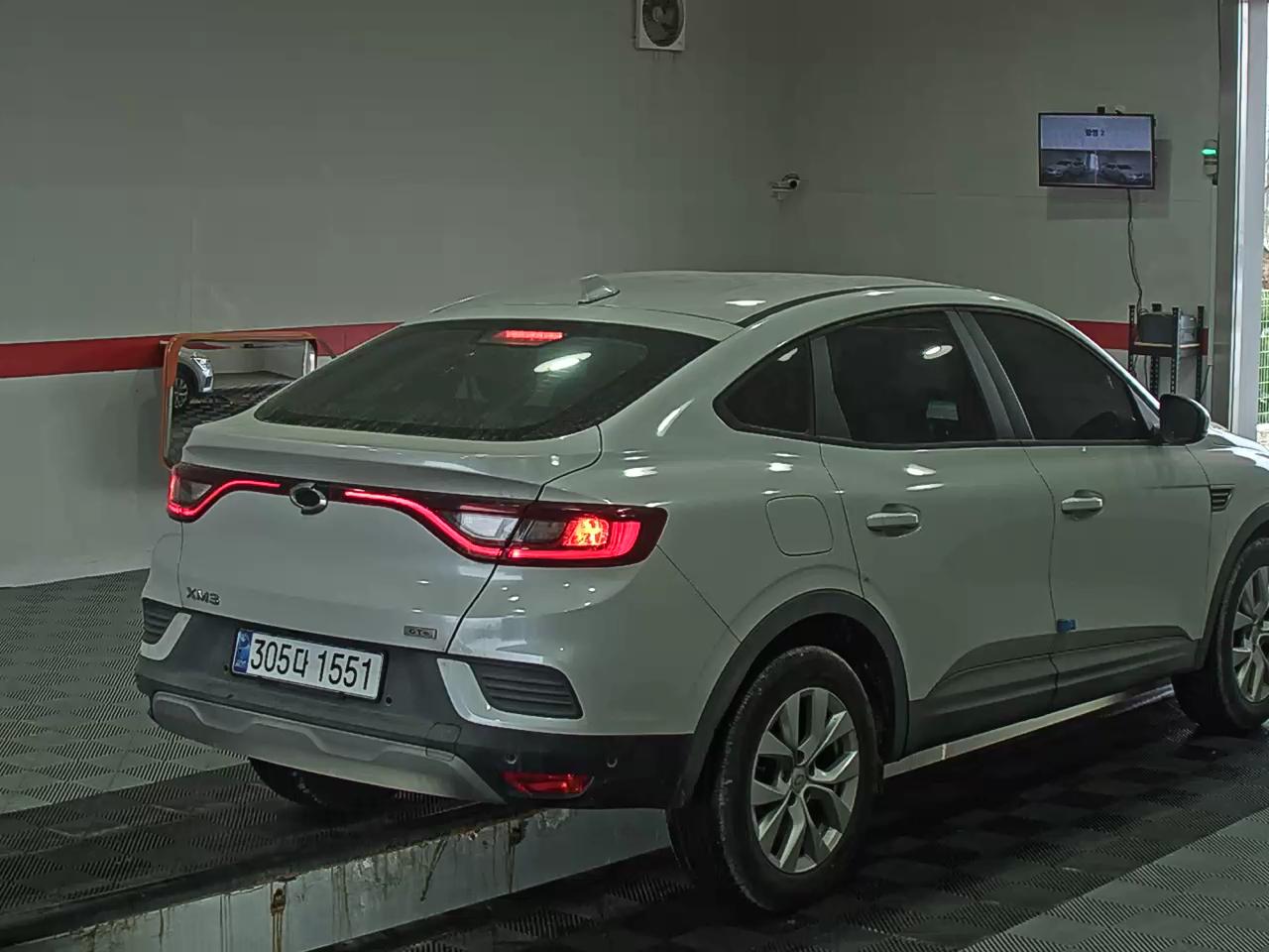 صورة إضافية