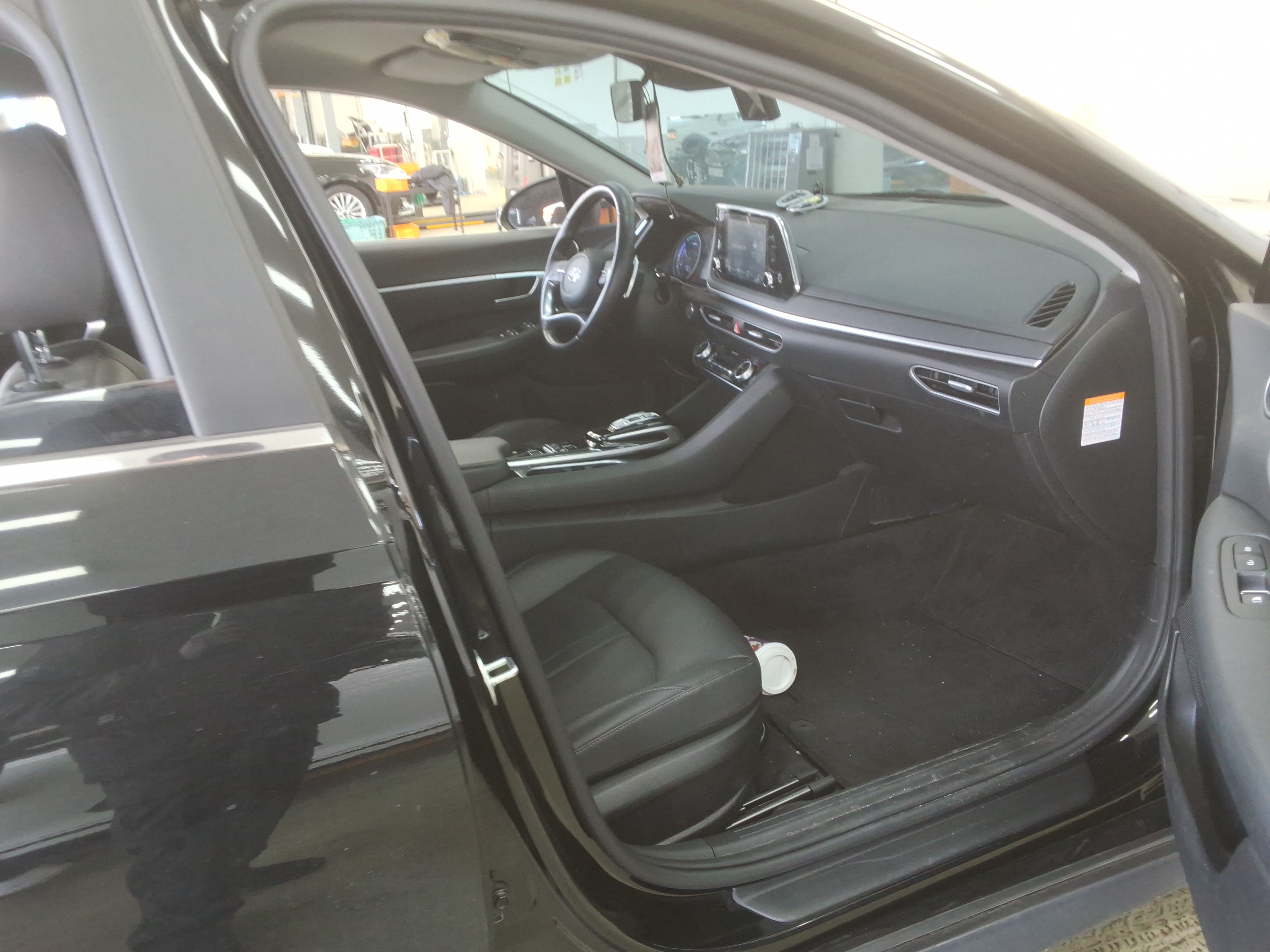 صورة إضافية