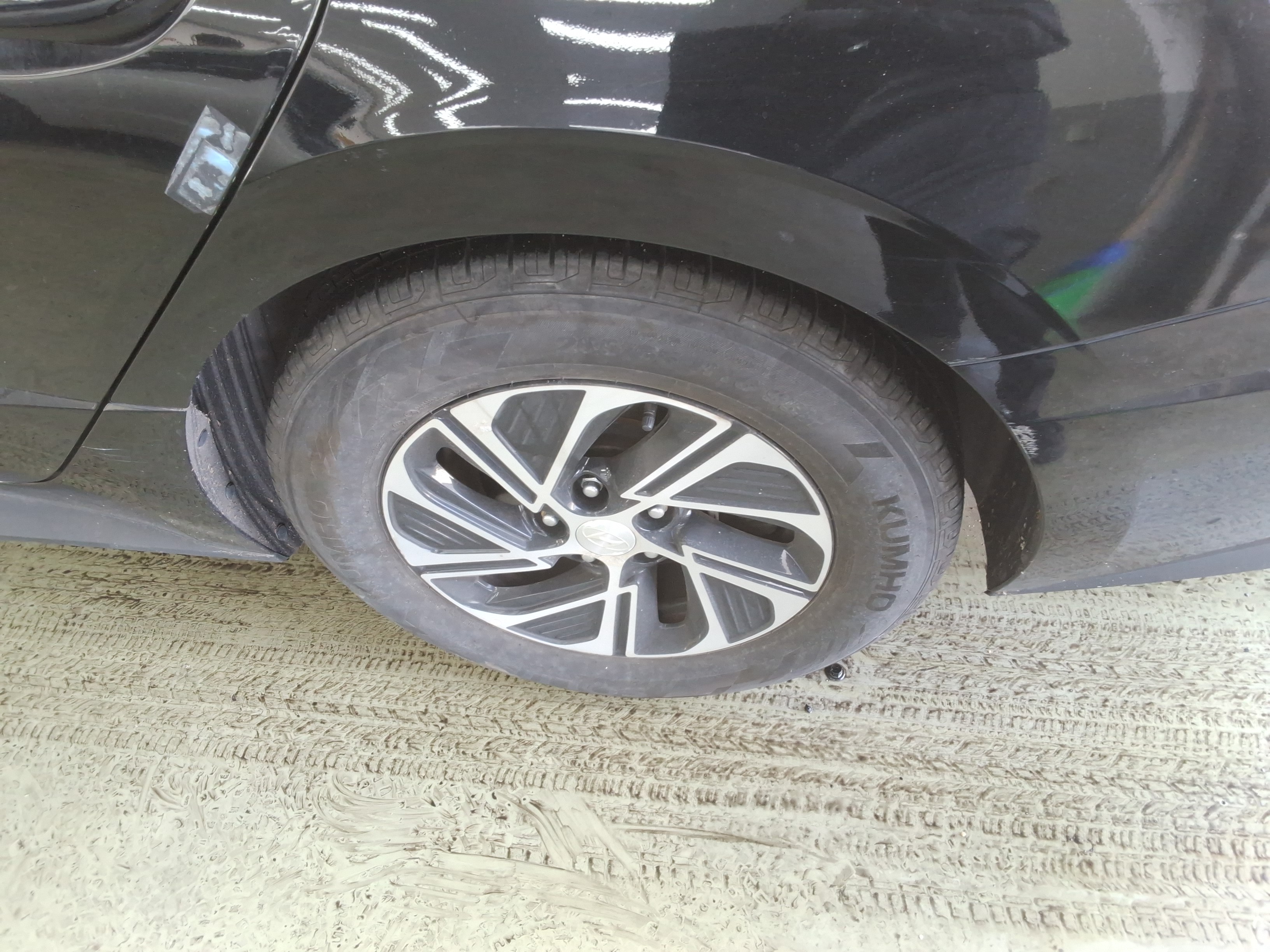 صورة إضافية