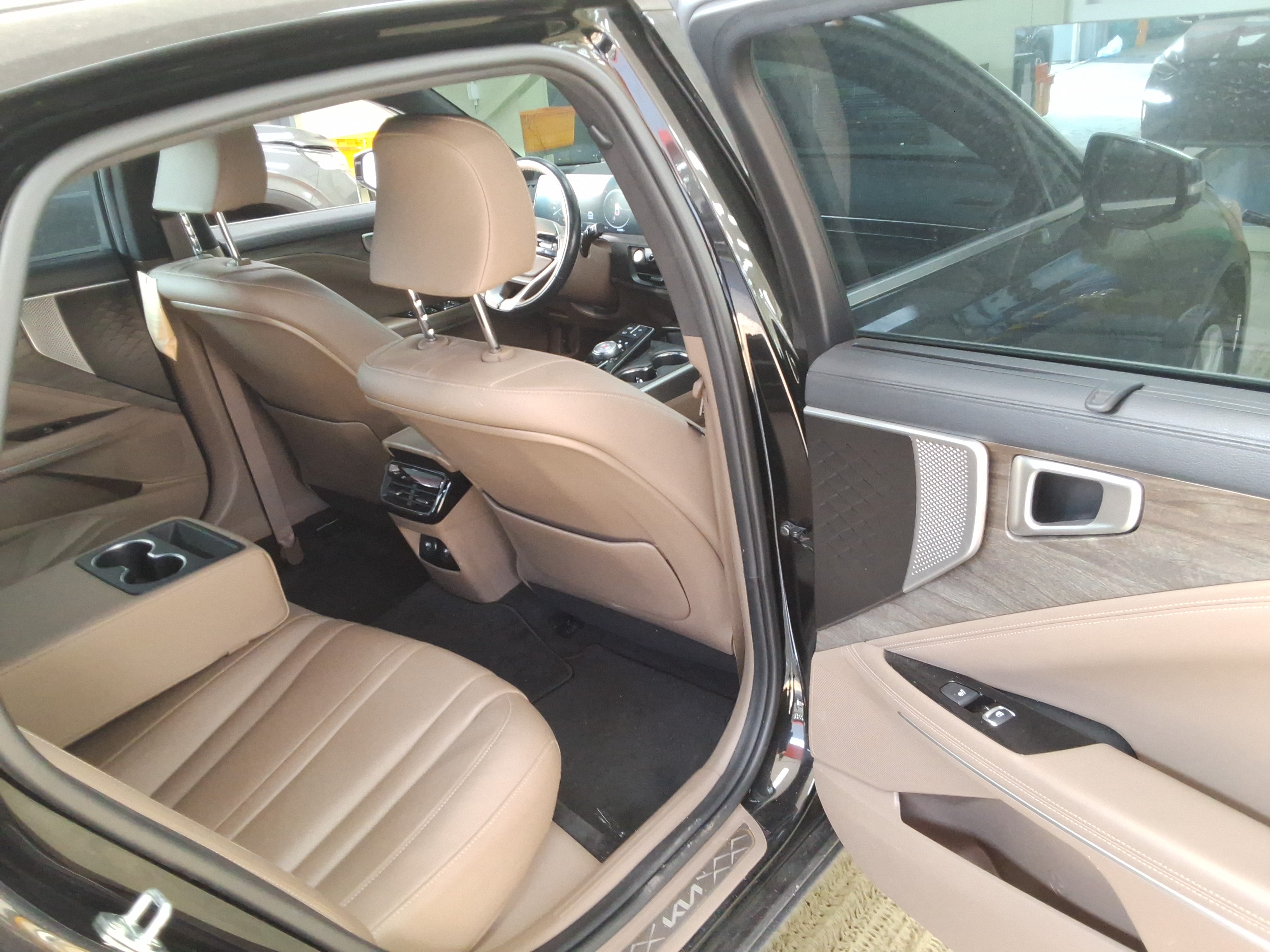 صورة إضافية