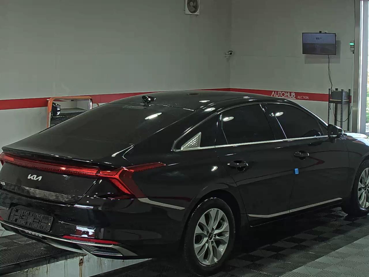 صورة إضافية