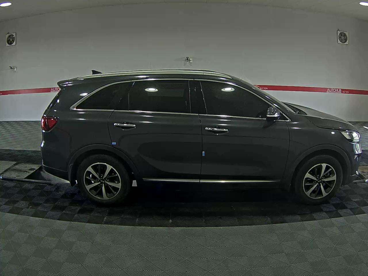 صورة إضافية