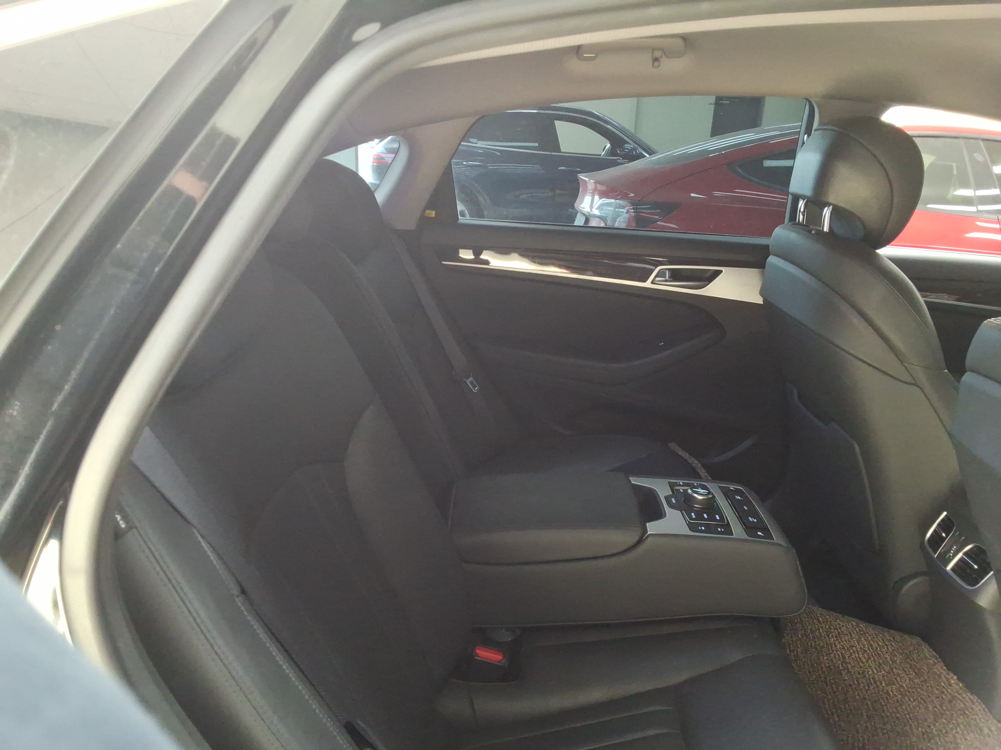 صورة إضافية