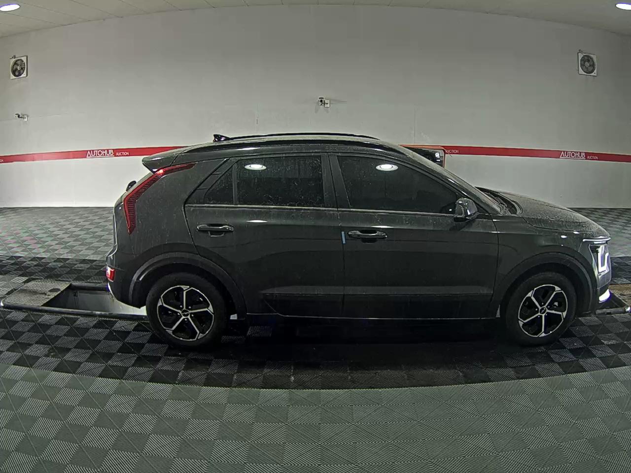 صورة إضافية