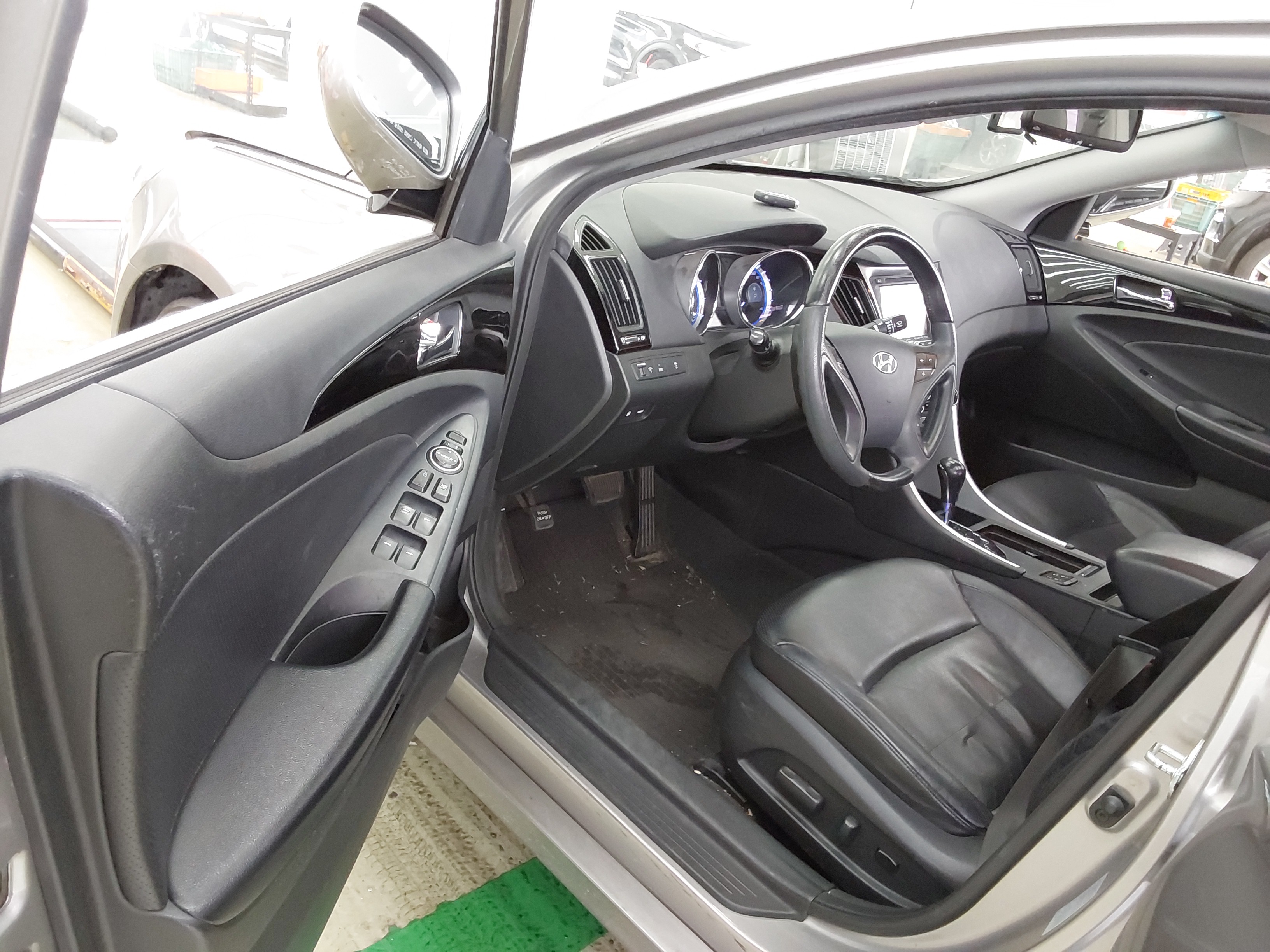 صورة إضافية