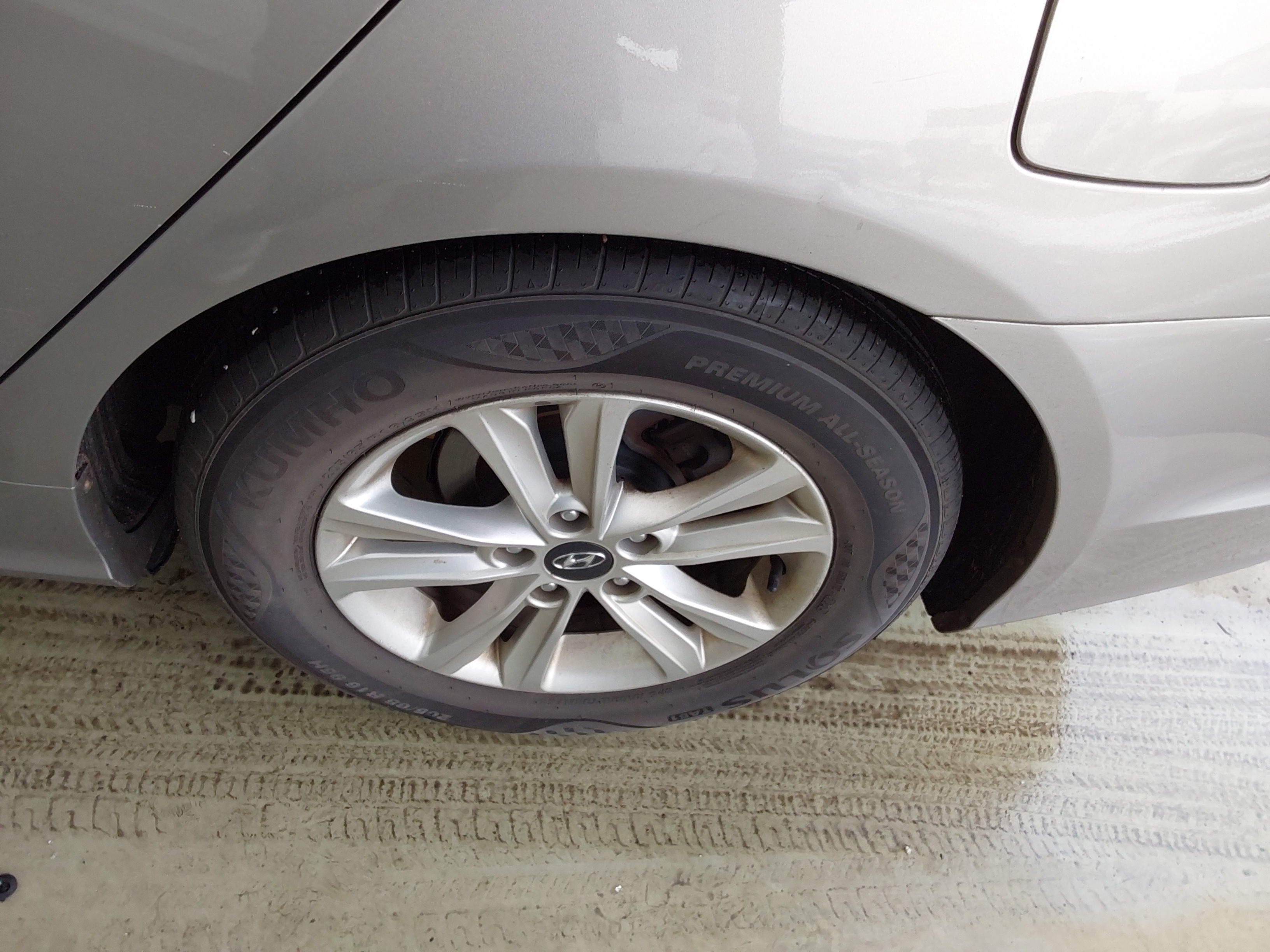 صورة إضافية