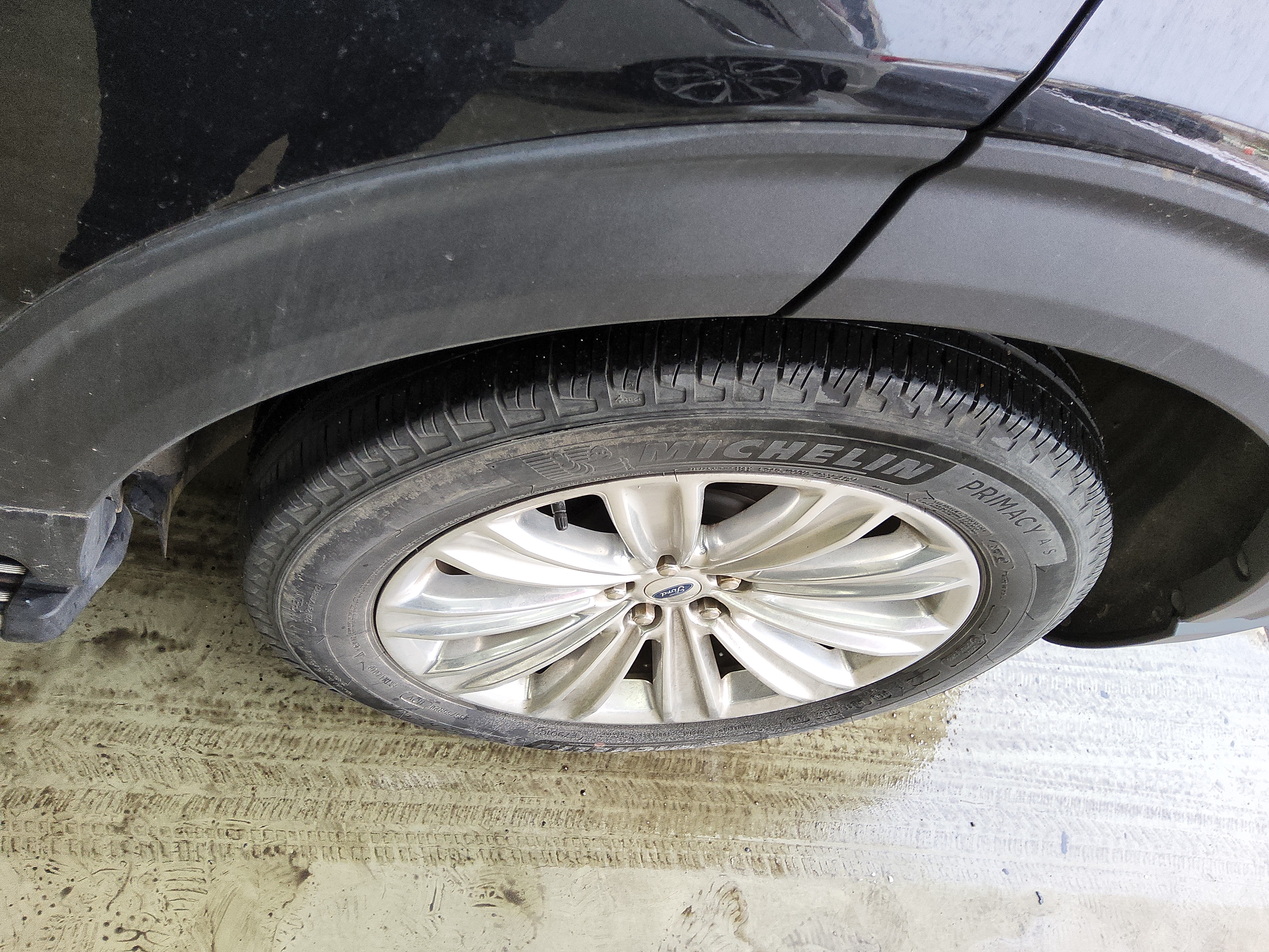 2022 - Ford Explorer