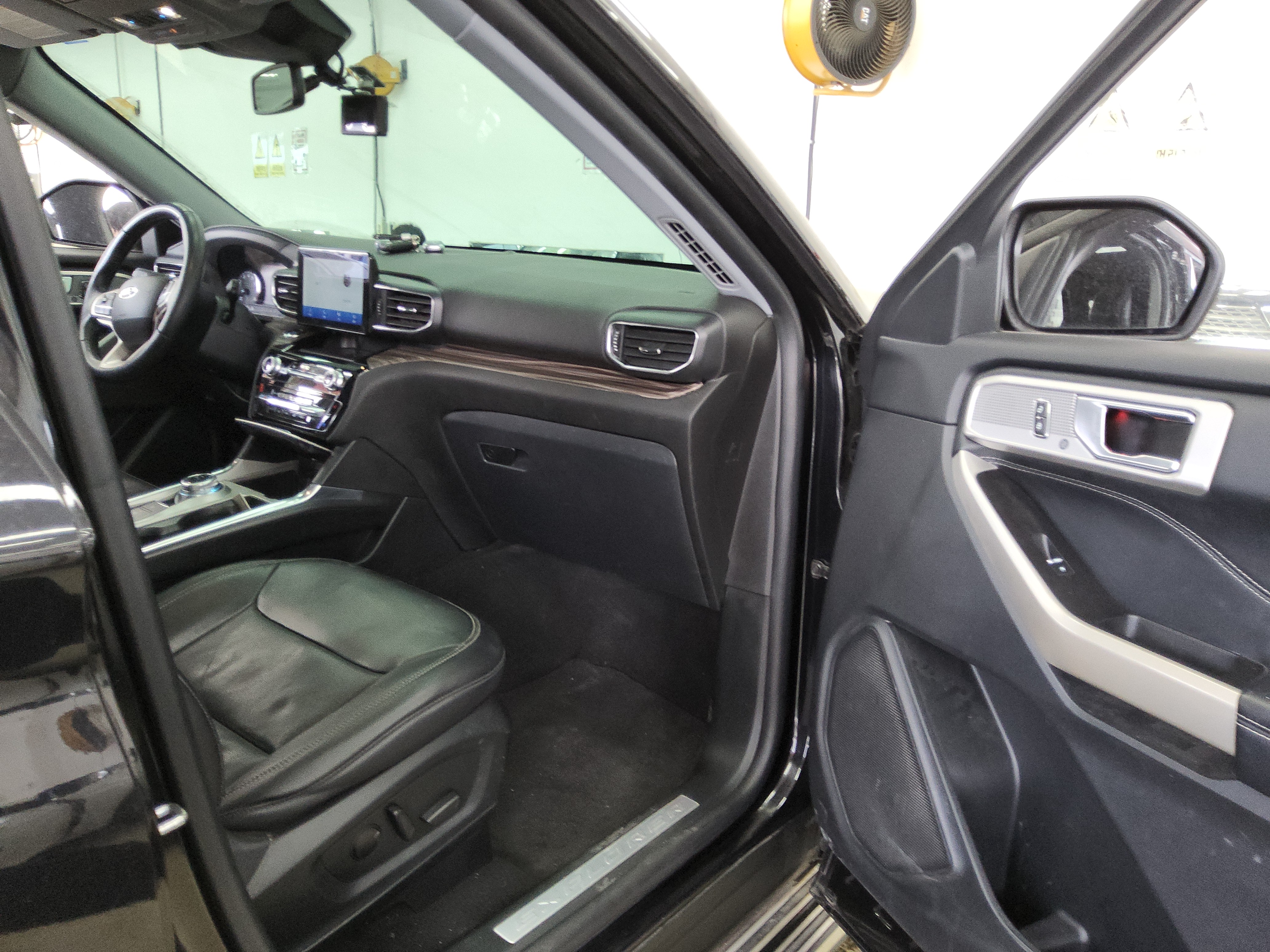 2022 - Ford Explorer