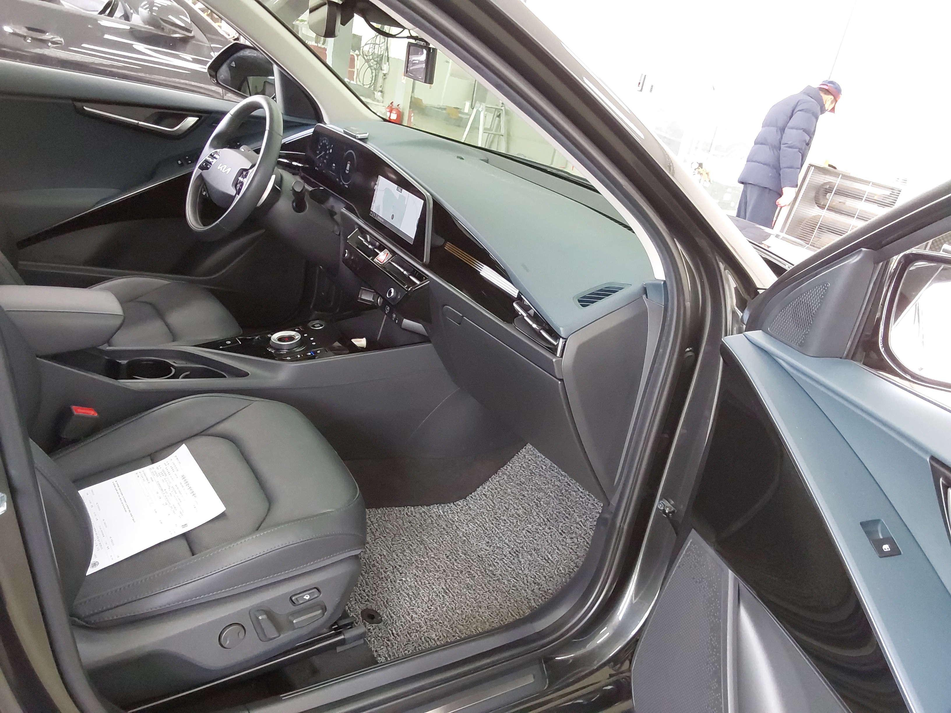 صورة إضافية