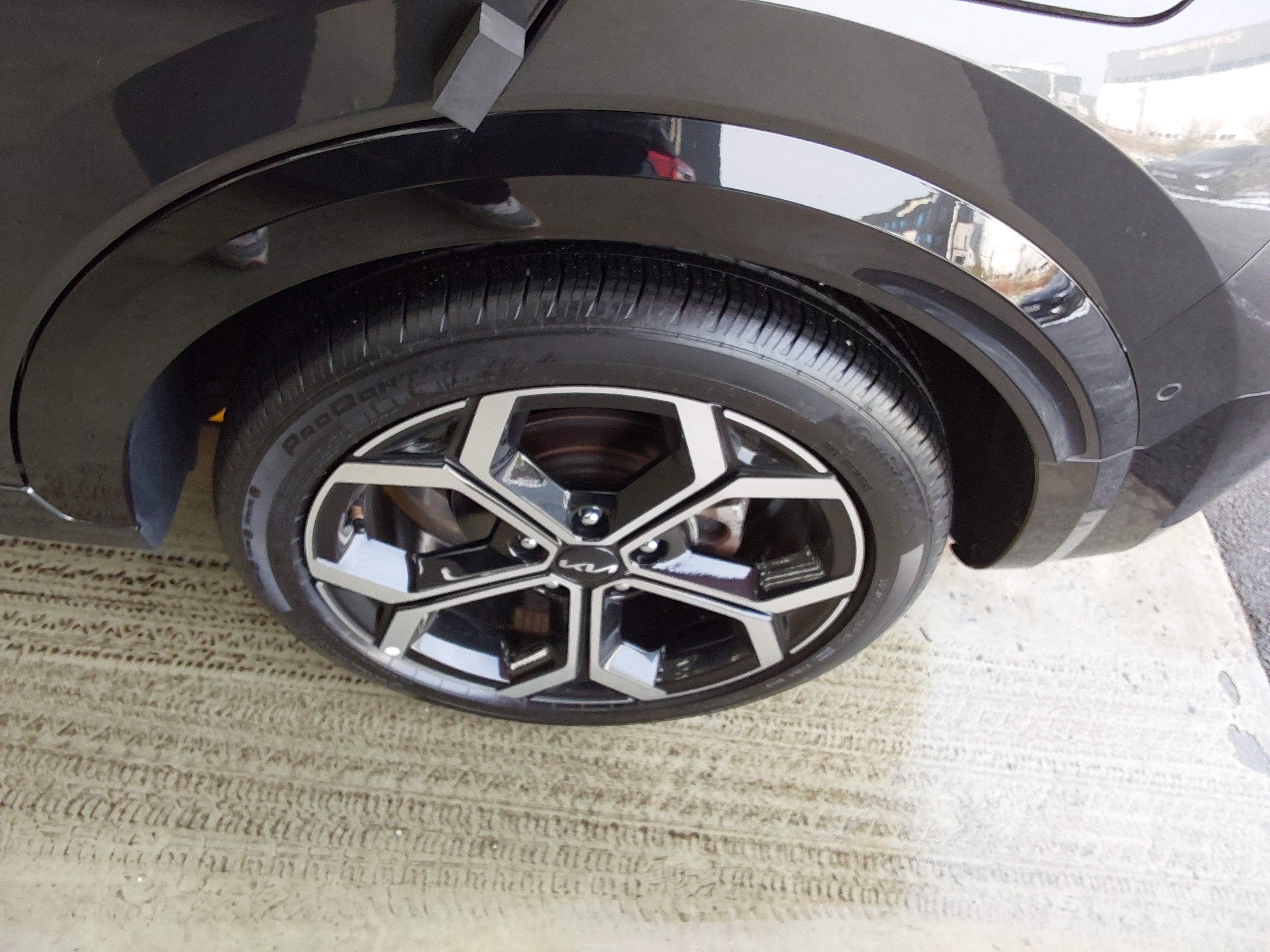 صورة إضافية