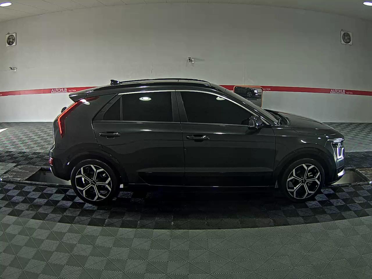 صورة إضافية